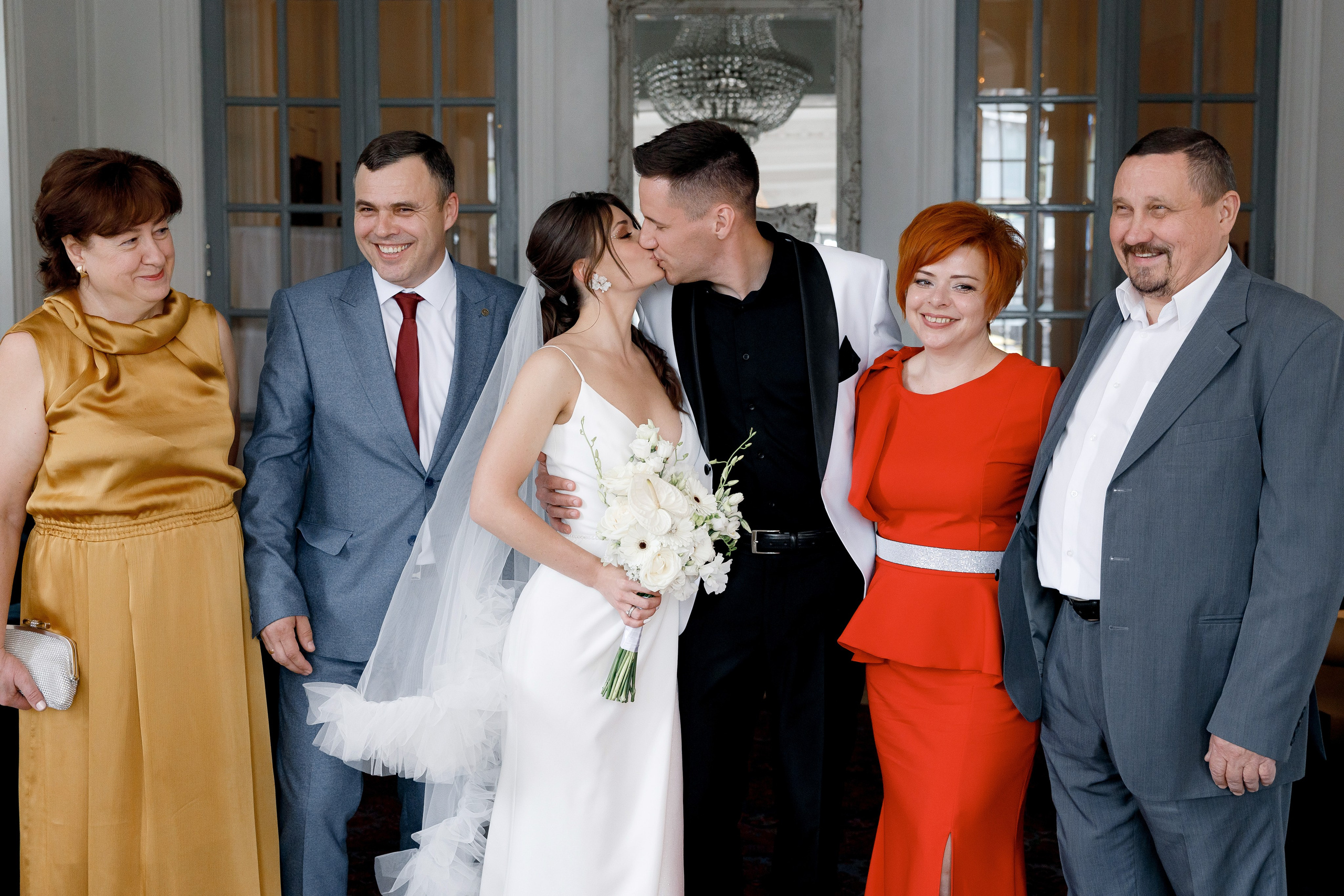 Свадьба в отеле Мовенпик и роспись в Регистрация брака в особняке «Роял». Свадебный фотограф в Москве и Санкт-Петербурге Денис Ходюков