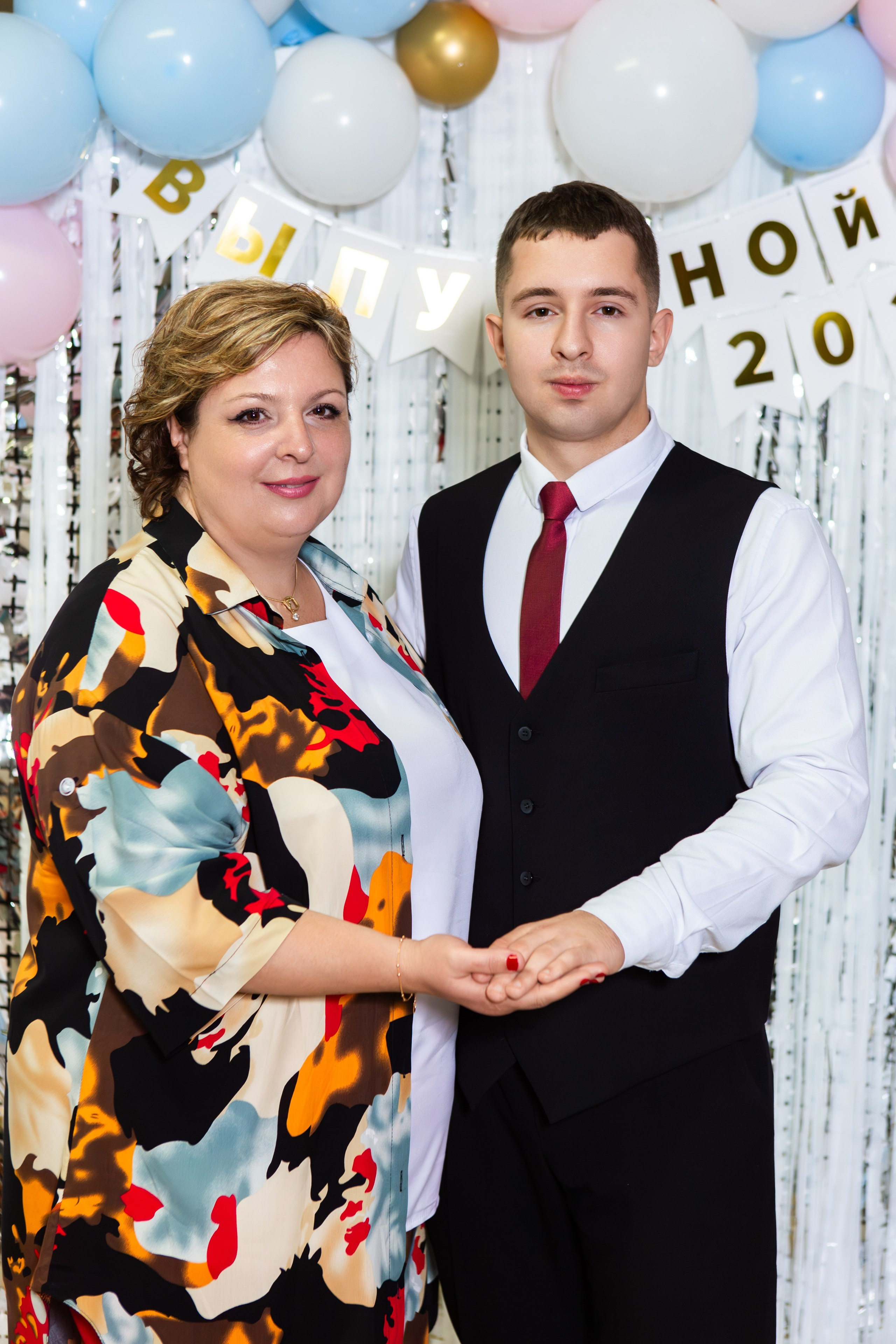 ФОТОСЕССИЯ С РОДИТЕЛЯМИ ВЫПУСКНОЙ 2025 9 ШКОЛА МЦЕНСК. ТВОЙ АЛЬБОМ / ТВОИ ПРАВИЛА