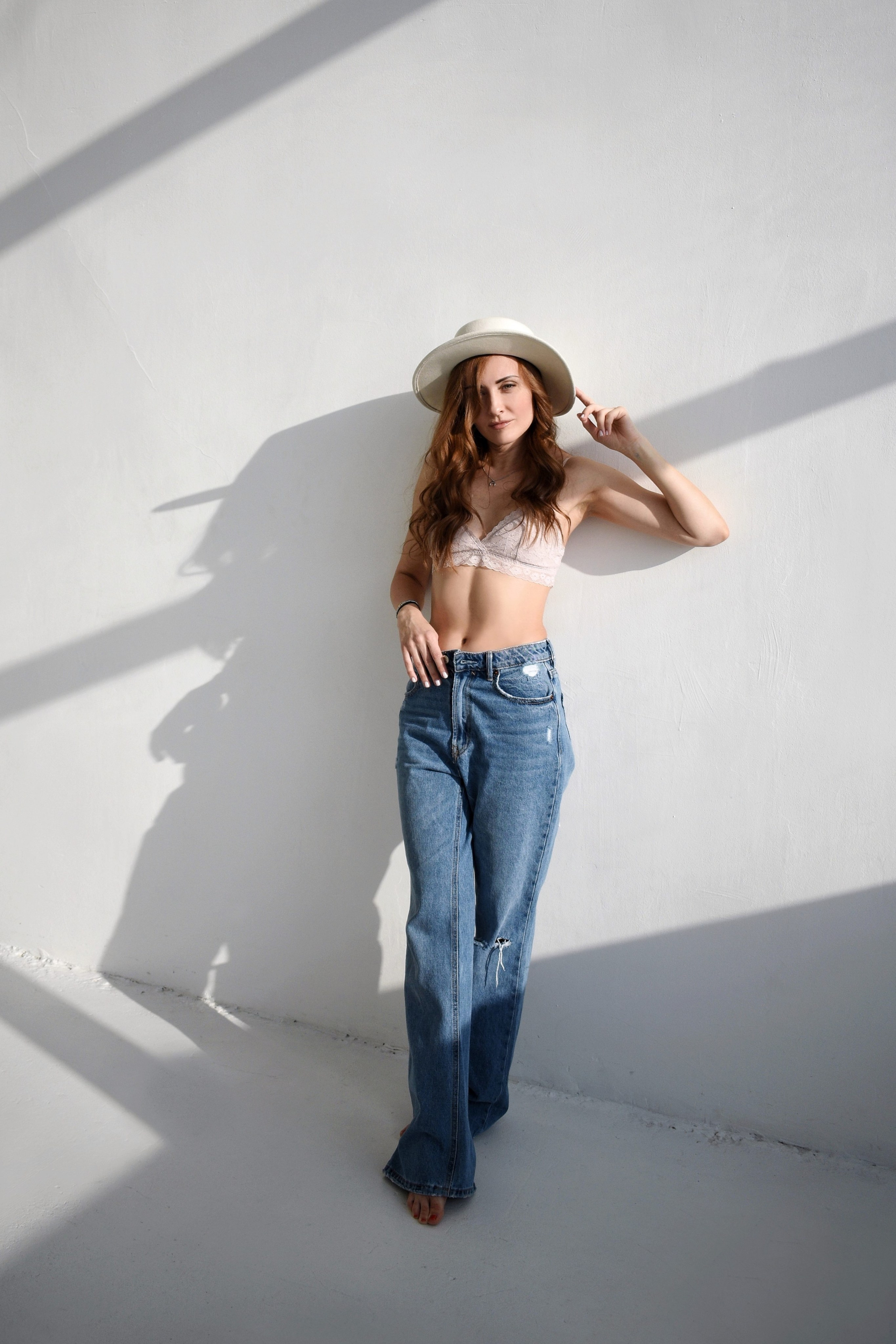 Смотреть серию. ЖЕНСКИЙ ФОТОГРАФ КРИСТИНА ВИГЕЛЬ