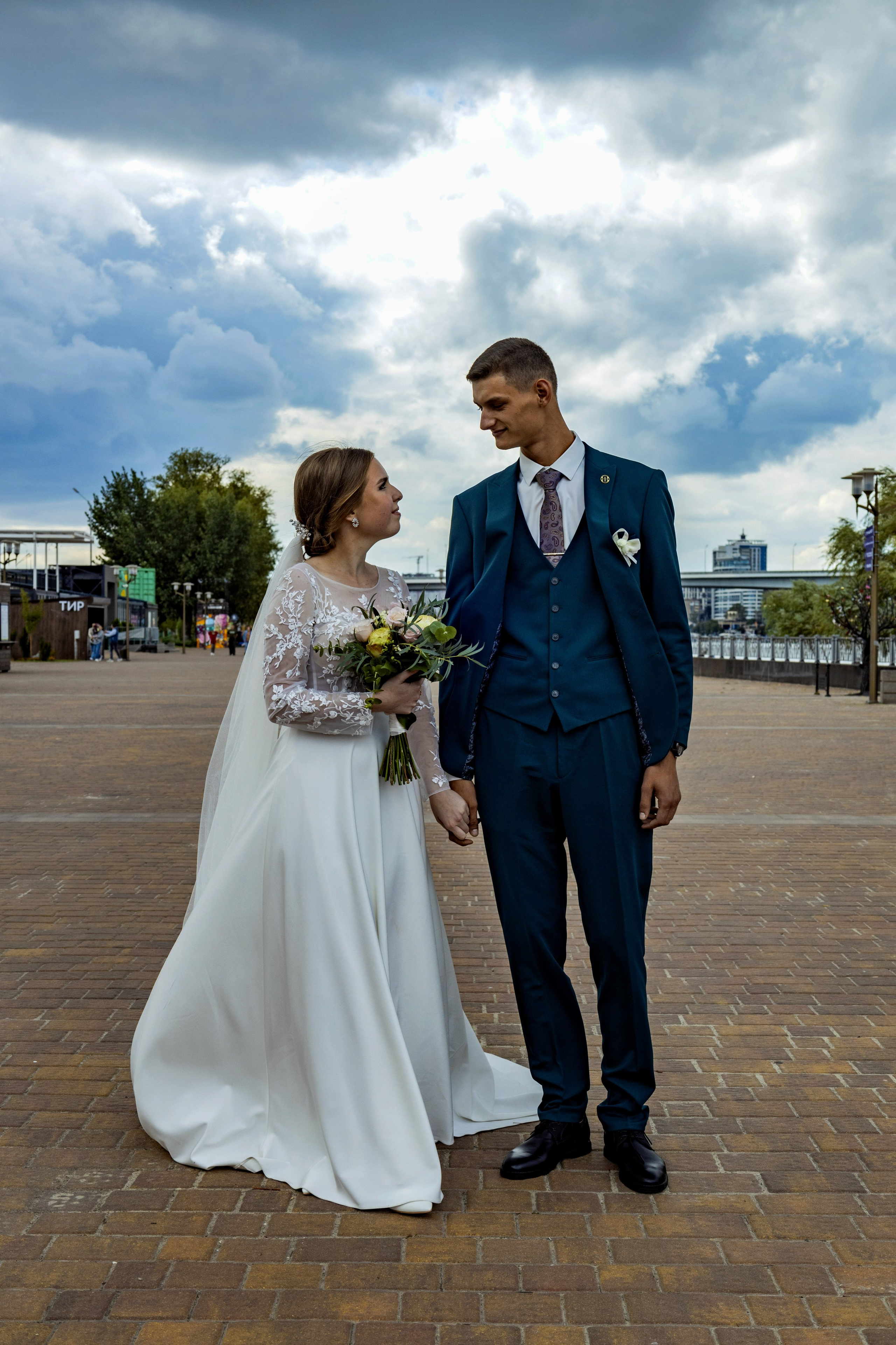 Максим и Екатерина. Свадебная прогулка по Ростову-на-Дону. Свадебный фотограф ростовская область