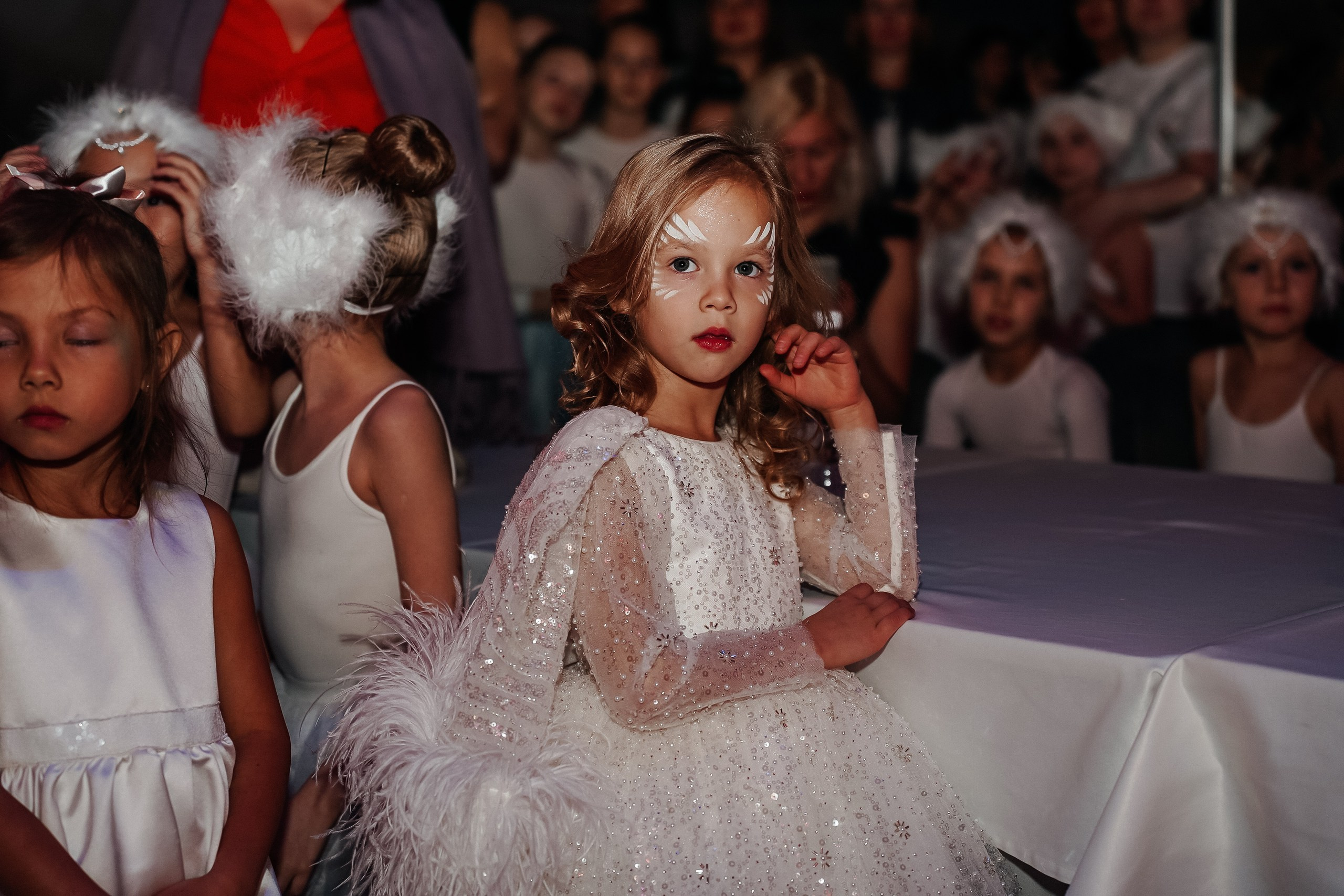 Идеальная мама. Для тех, кто не ждёт удачи, а создаёт её. Каждая фотосессия — это твой момент, твой стиль, твой успех. 📸