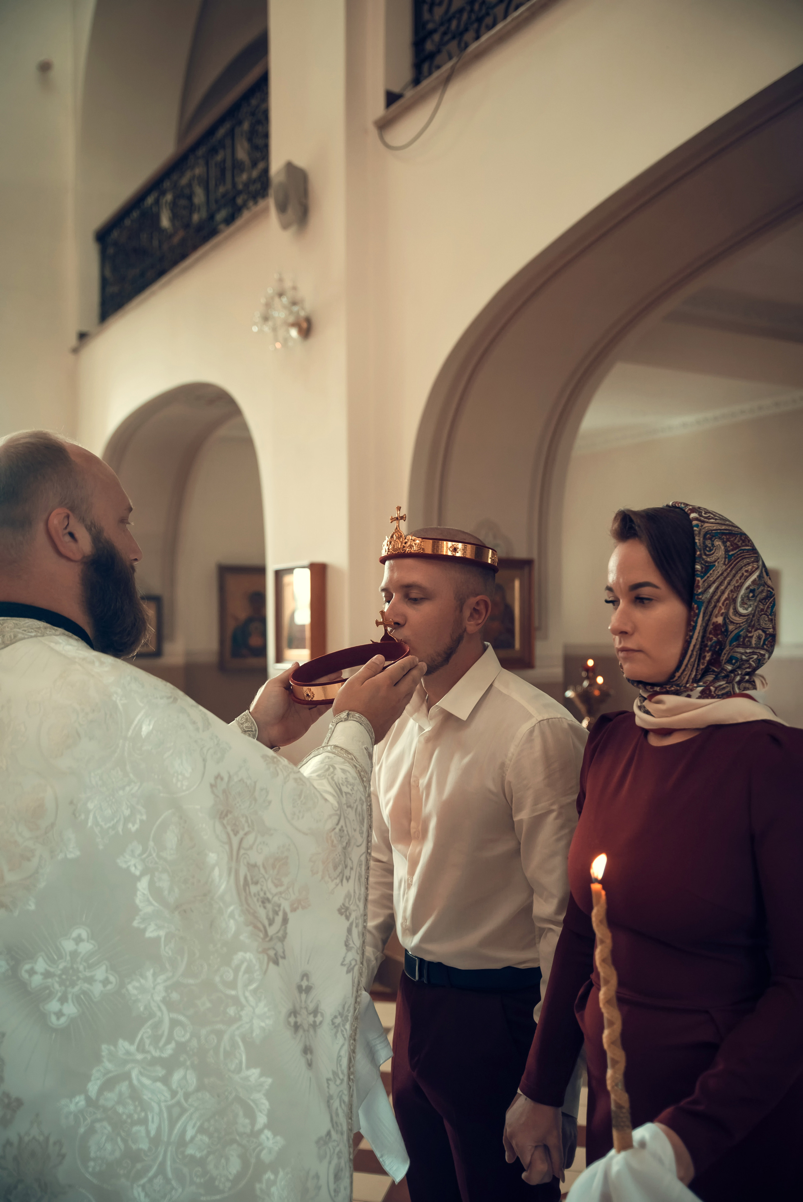 Таинство Венчания Храм в честь святого праведного Иоанна Кронштадтского. Семейный фотограф Олеся Батурина Рязань