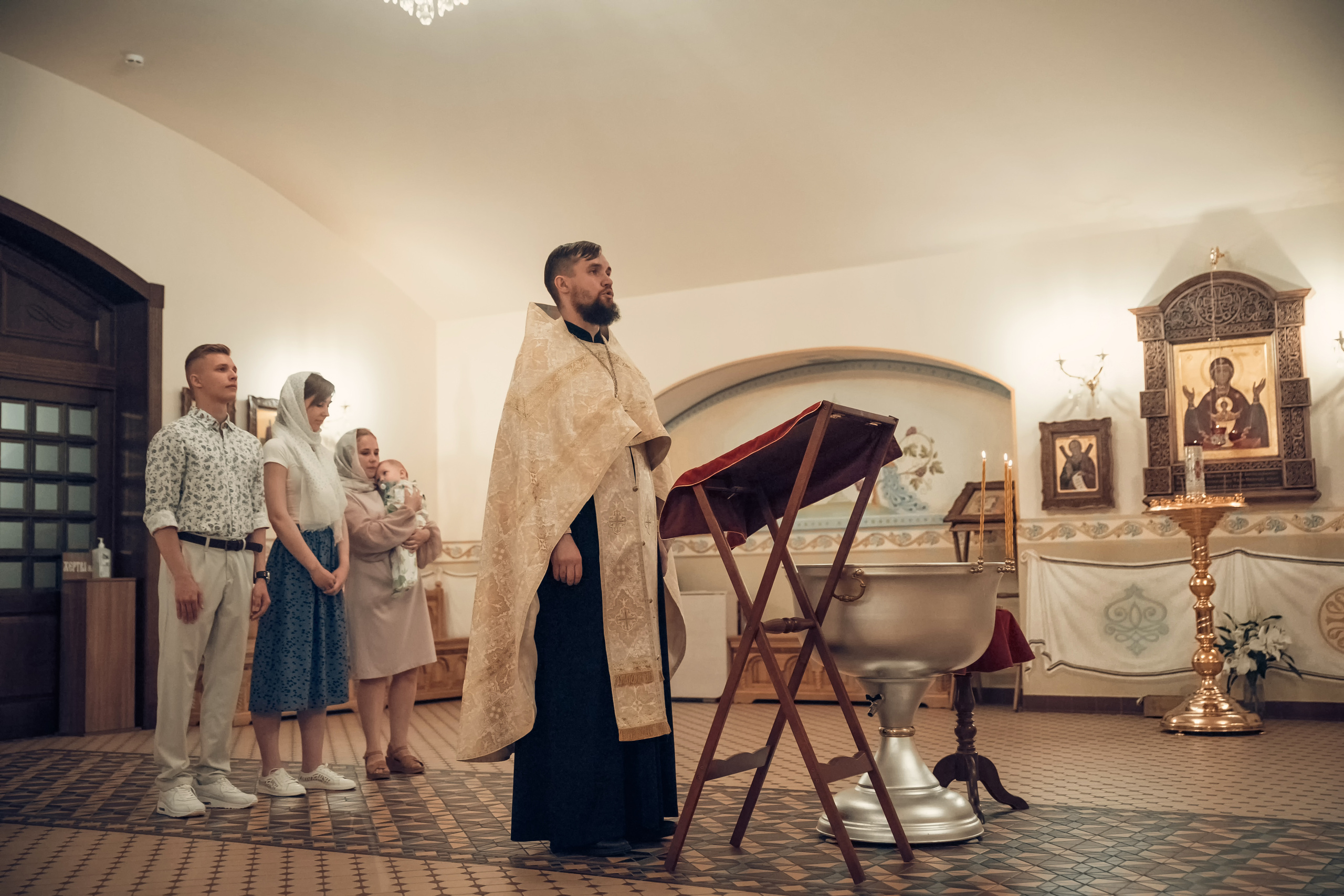 Таинство Крещения Храм Сретения Господня. Семейный фотограф Олеся Батурина Рязань