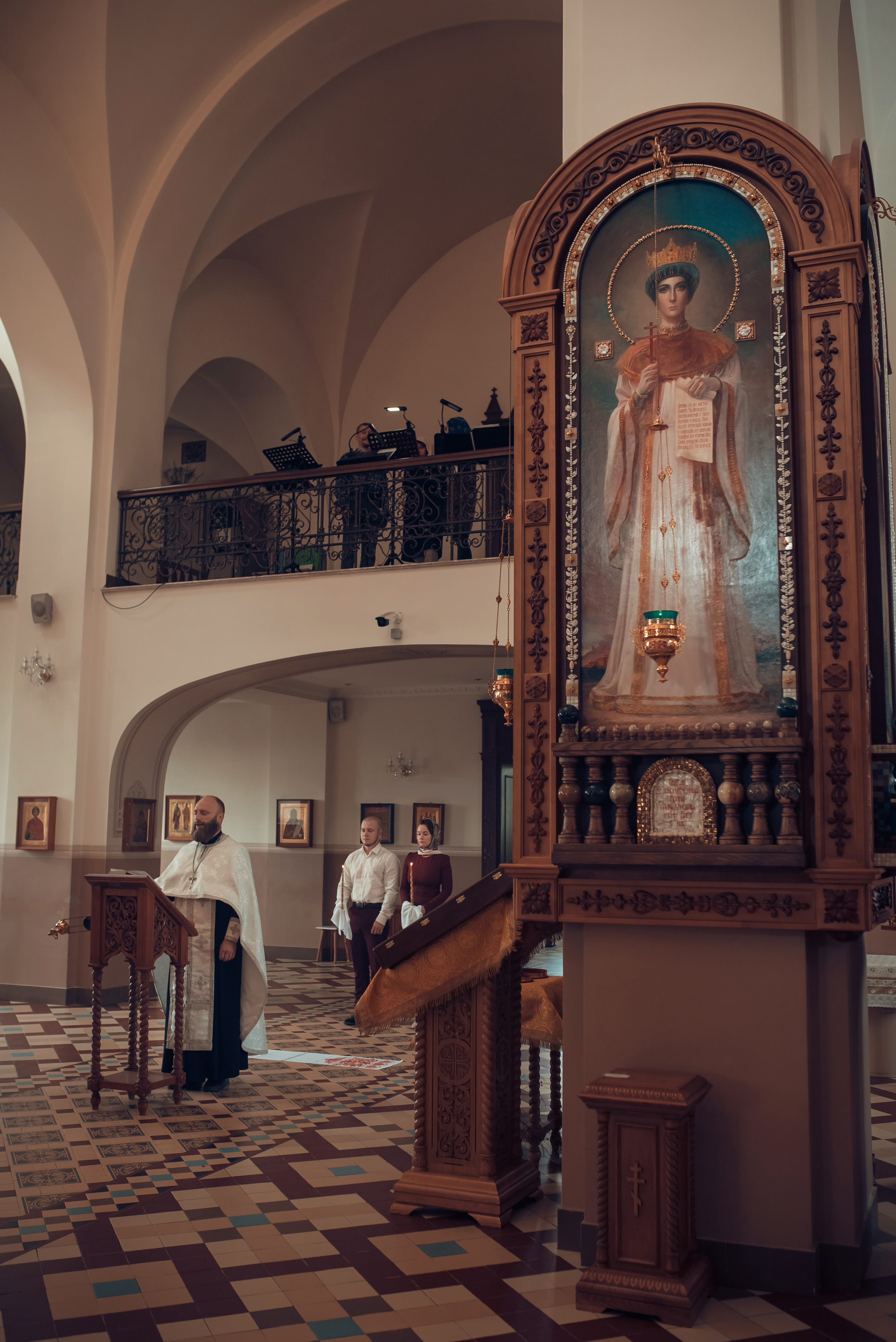 Таинство Венчания Храм в честь святого праведного Иоанна Кронштадтского. Семейный фотограф Олеся Батурина Рязань