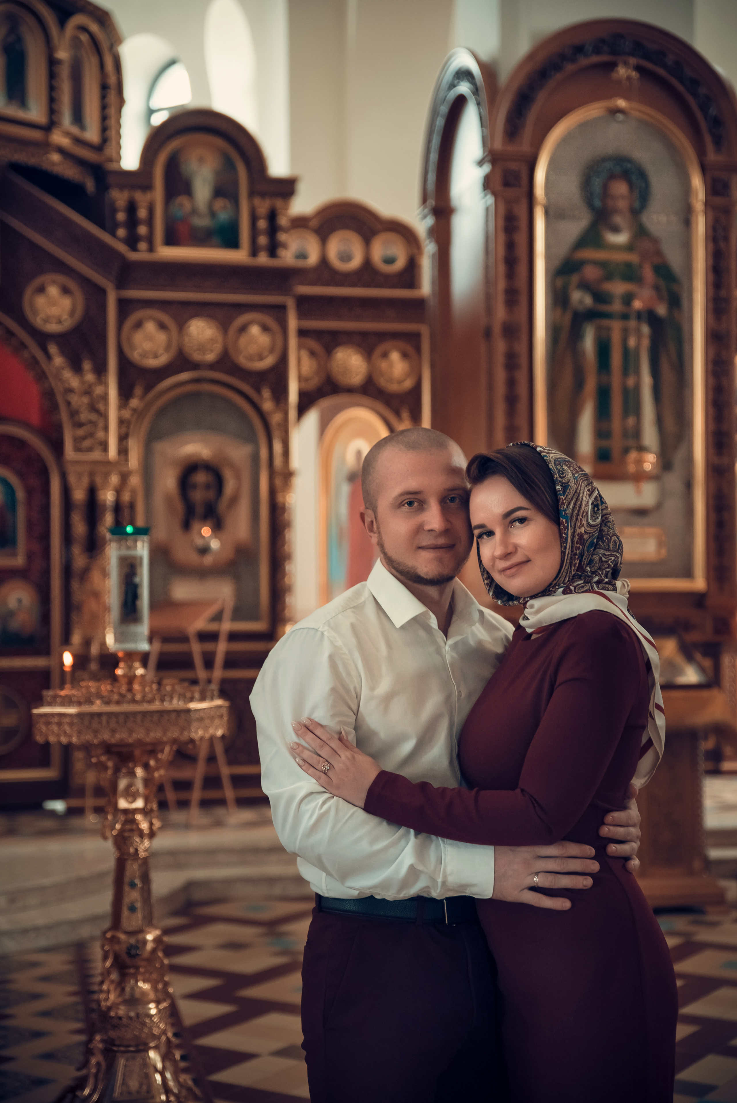 Таинство Венчания Храм в честь святого праведного Иоанна Кронштадтского. Семейный фотограф Олеся Батурина Рязань