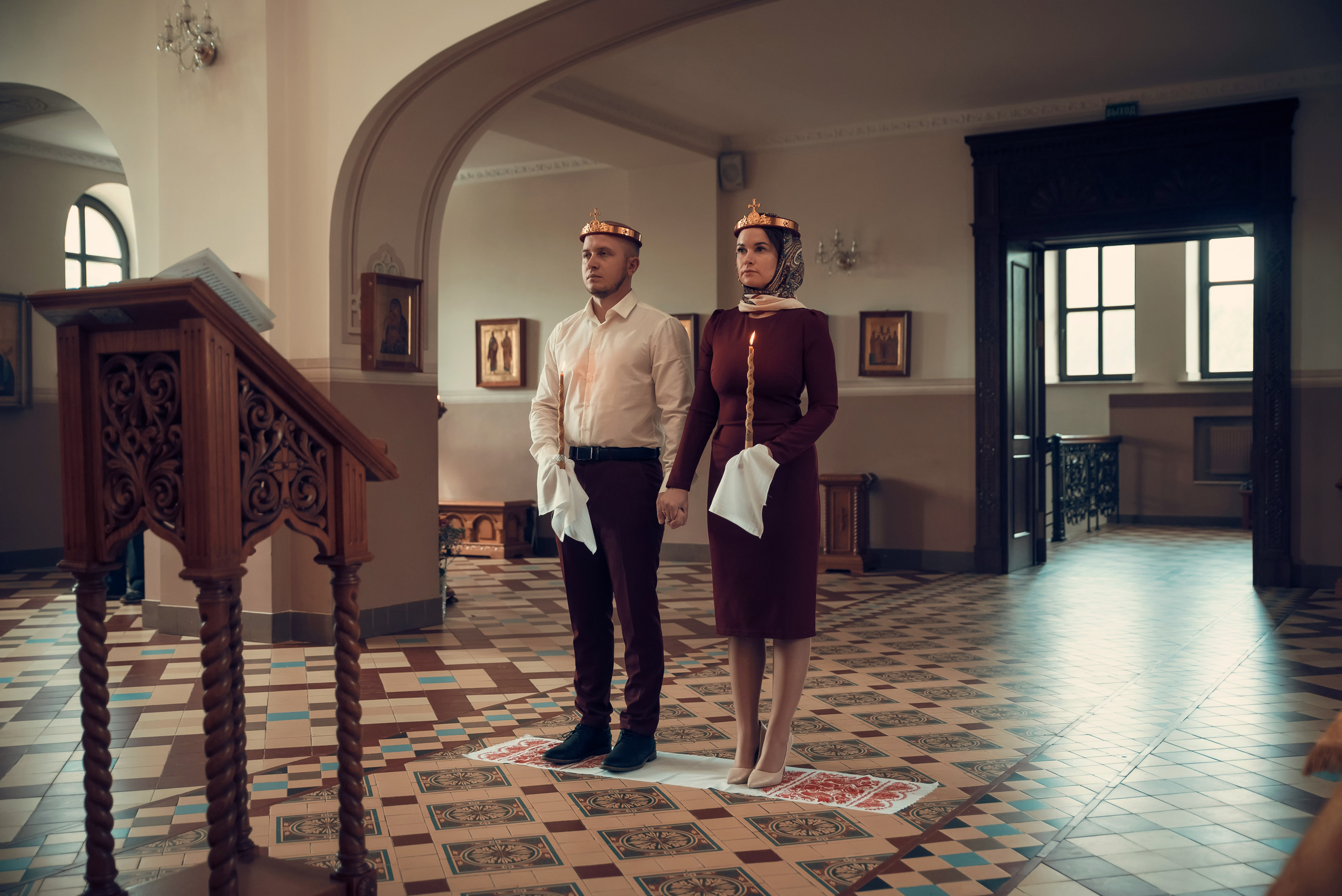 Таинство Венчания Храм в честь святого праведного Иоанна Кронштадтского. Семейный фотограф Олеся Батурина Рязань