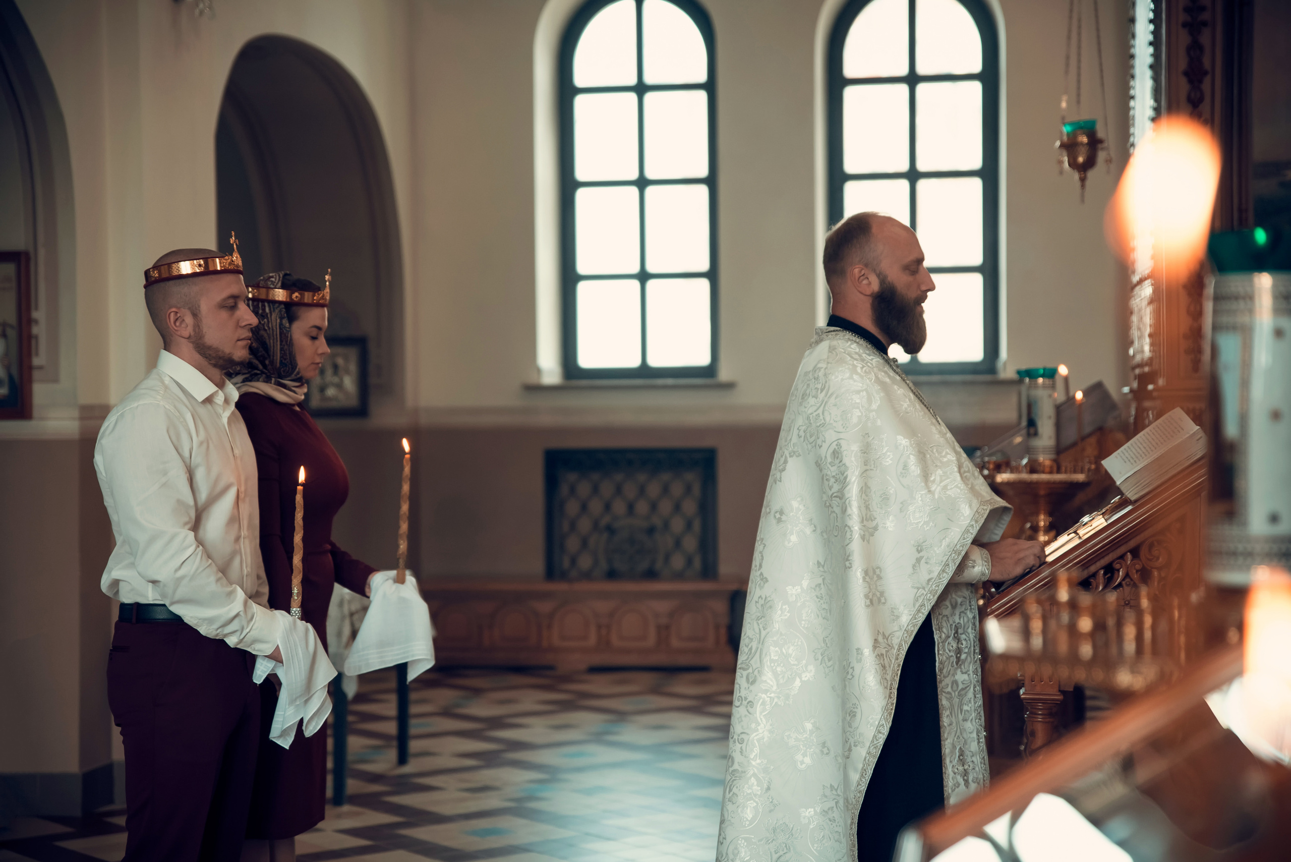 Таинство Венчания Храм в честь святого праведного Иоанна Кронштадтского. Семейный фотограф Олеся Батурина Рязань