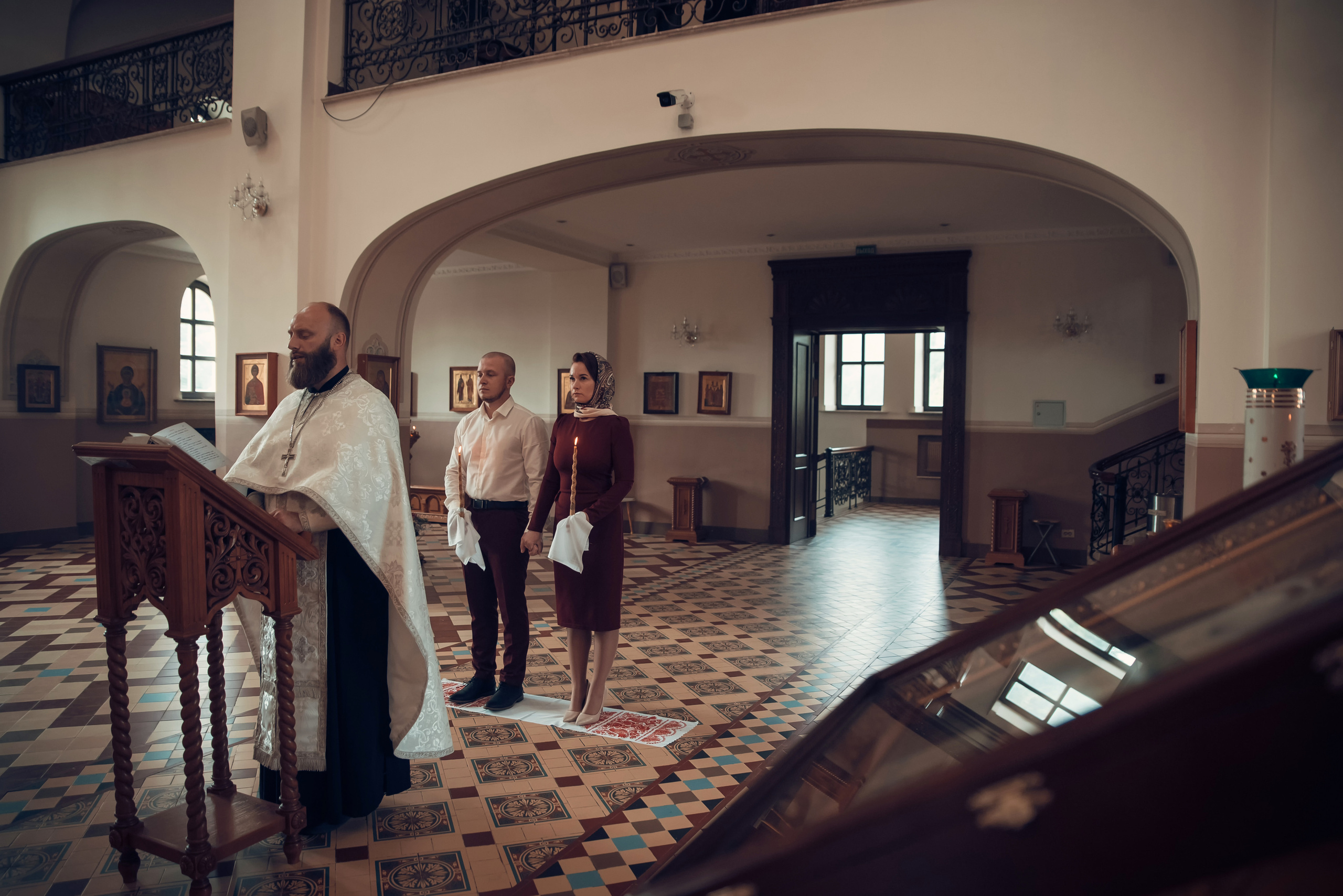 Таинство Венчания Храм в честь святого праведного Иоанна Кронштадтского. Семейный фотограф Олеся Батурина Рязань