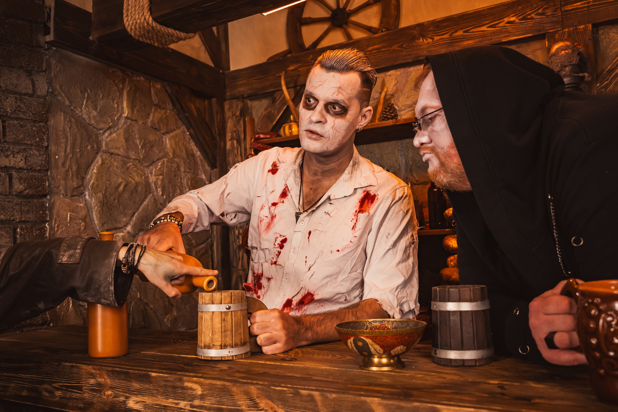 Группа NAGART в таверне. Репортажный фотограф Анастасия Рубцова