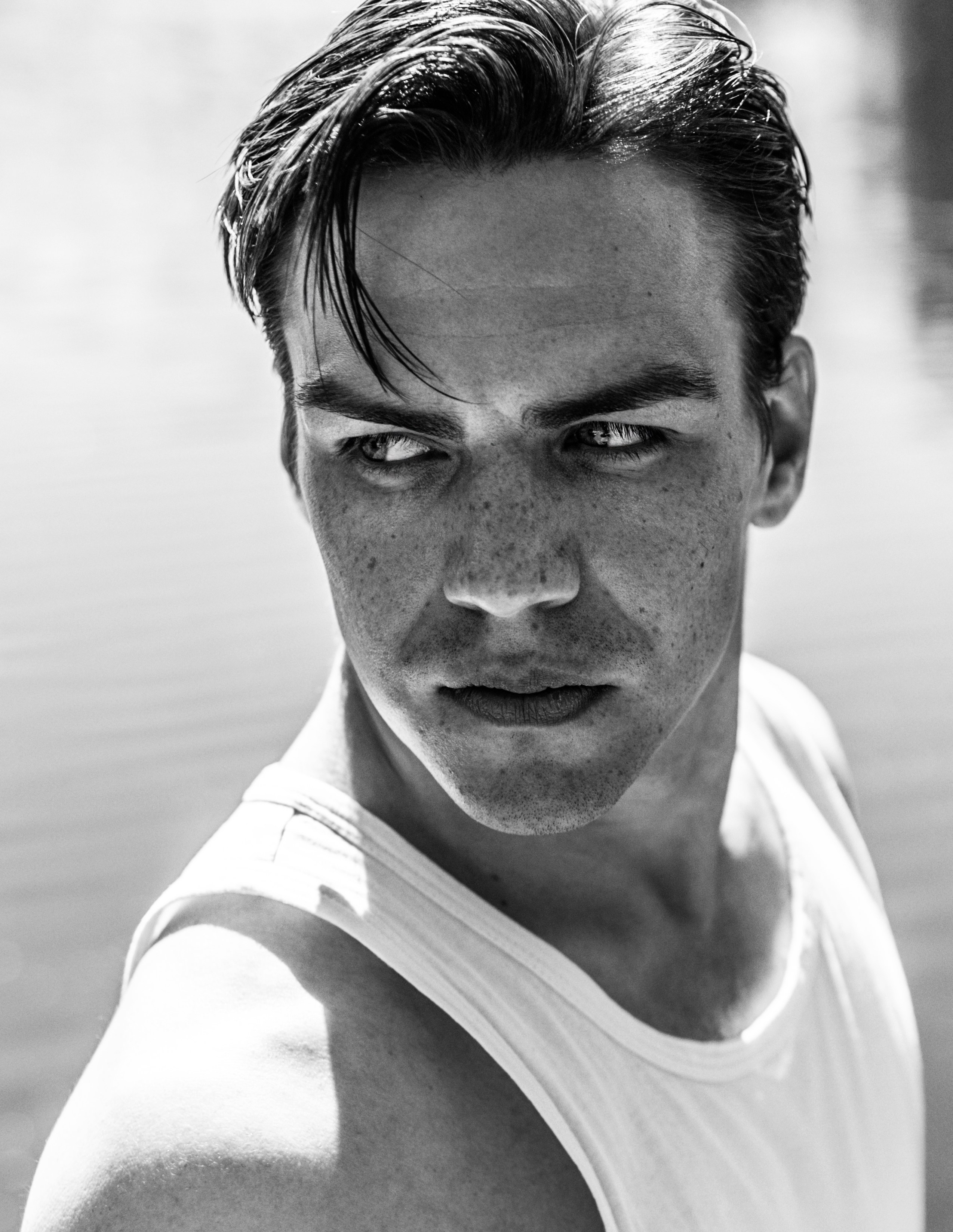 Выразительный мужской портрет в черно-белых тонах, Москва.