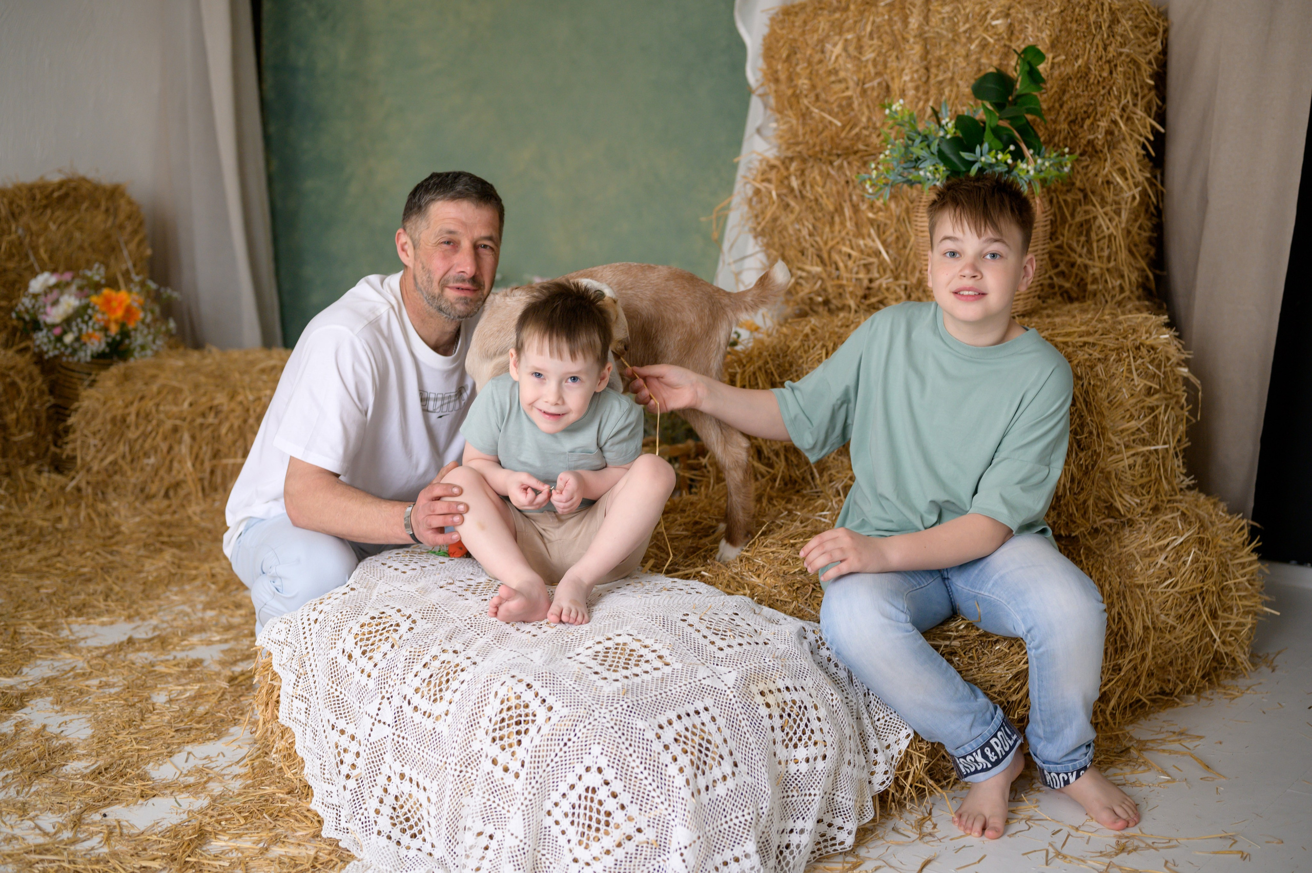 Фотостудия «Рояль» зал «Графика». Фотограф новорожденных, семейный детский в Тюмени Татьяна Морозова