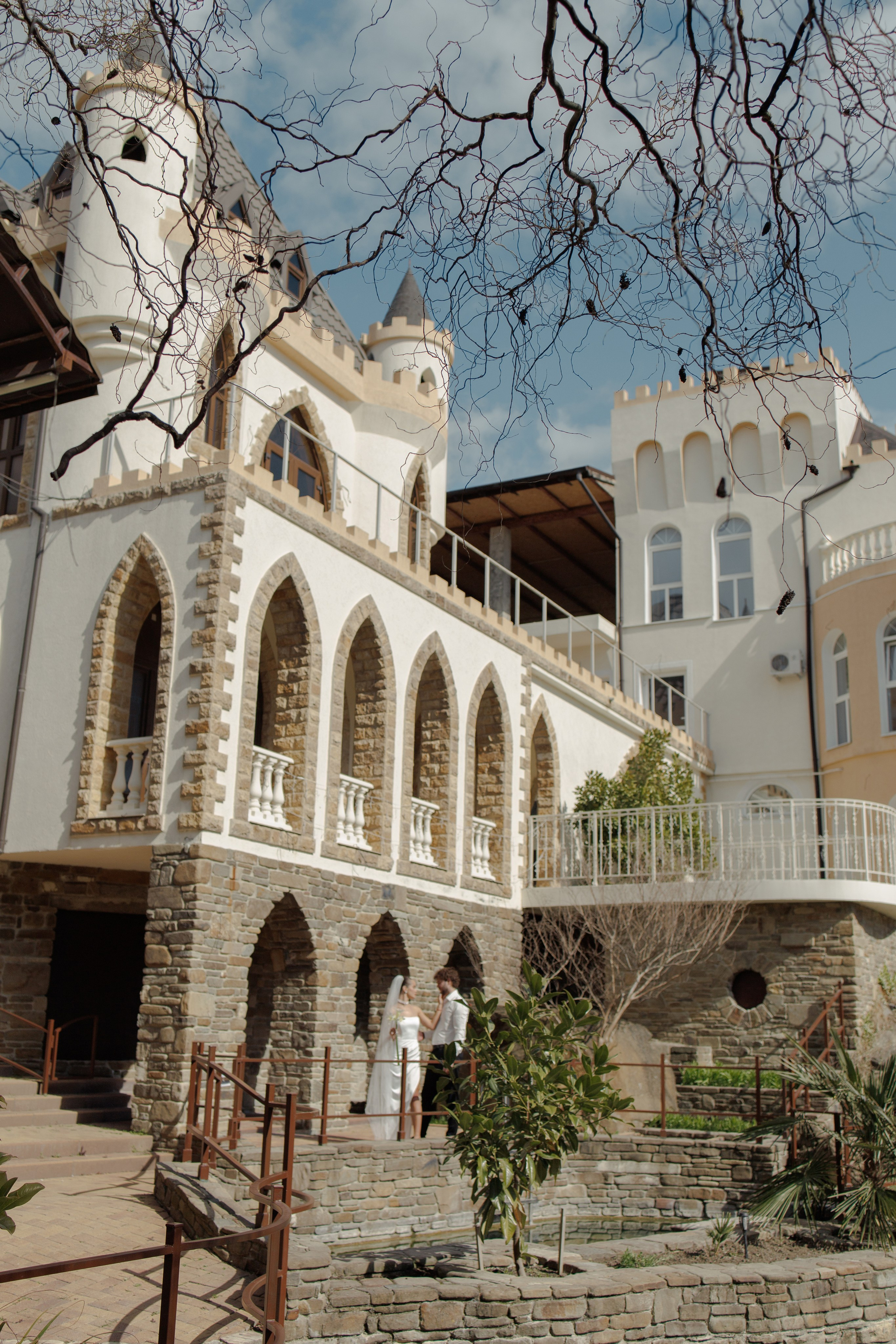 Свадьба в Персиковом замке. Семейный и портретный фотограф в Геленджике Любовь Бодрова