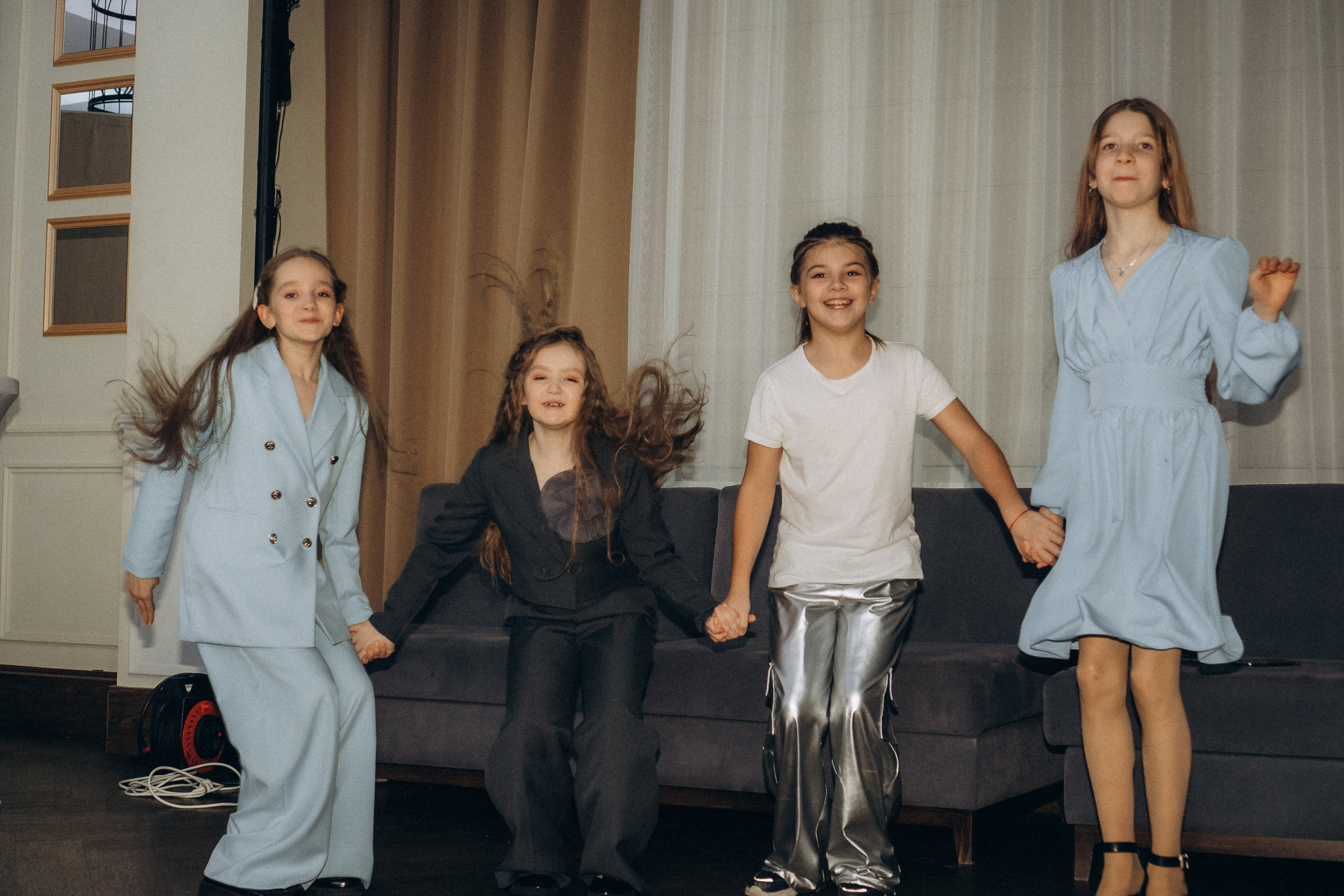 СВАДЕБНАЯ СЬЕМКА СБОРОВ В ОТЕЛЕ И ВЫЕЗД НА ЦЕРЕМОНИЮ (СНЯТО В СИБИРЕ В НИЖНЕВАРТОВСКЕ). Профессиональный фотограф, Санкт-Петербург — Виктория Богомолова