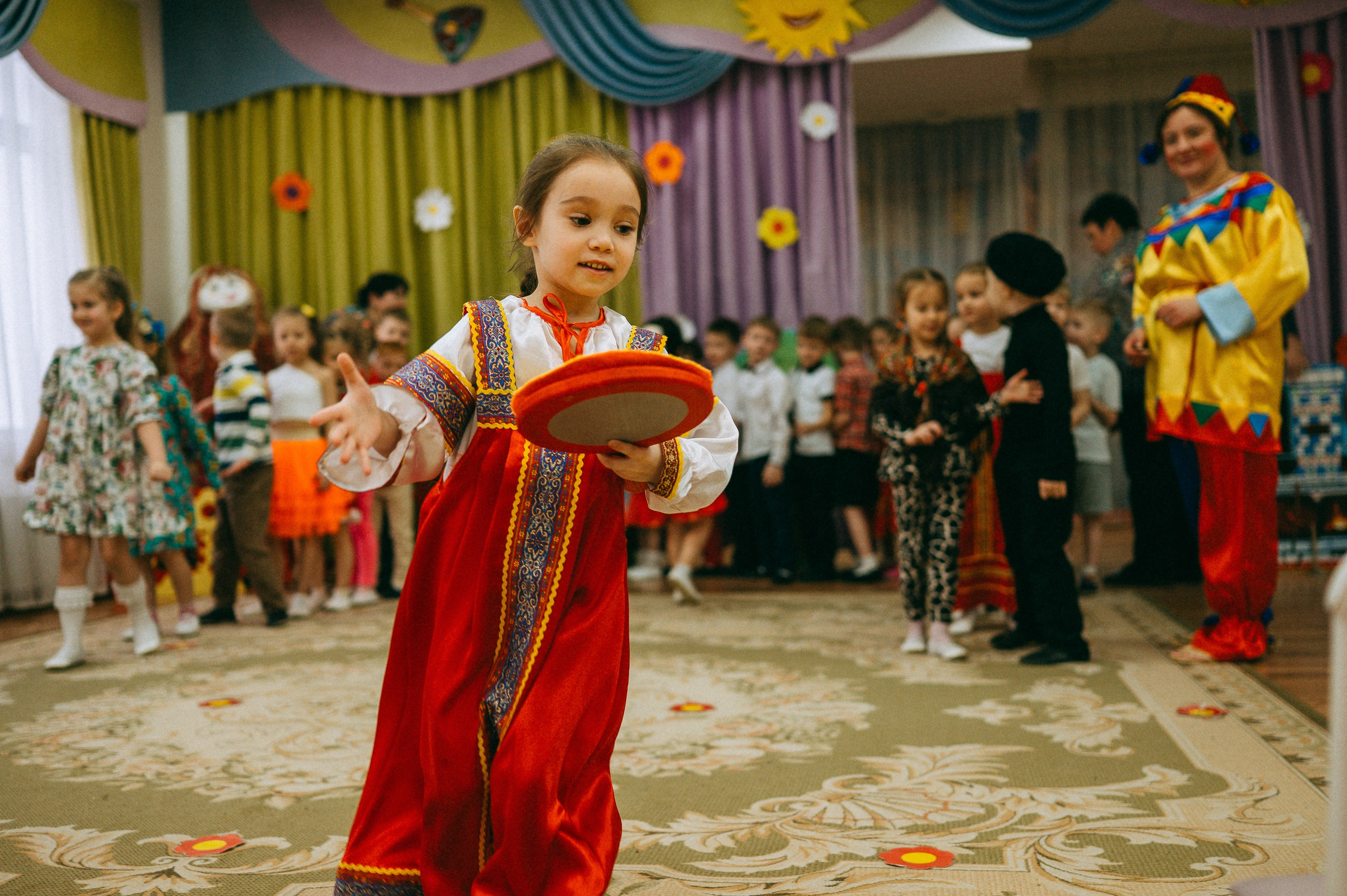Масленица в саду. Семейный фотограф Одинцово Москва Кулакова Екатерина