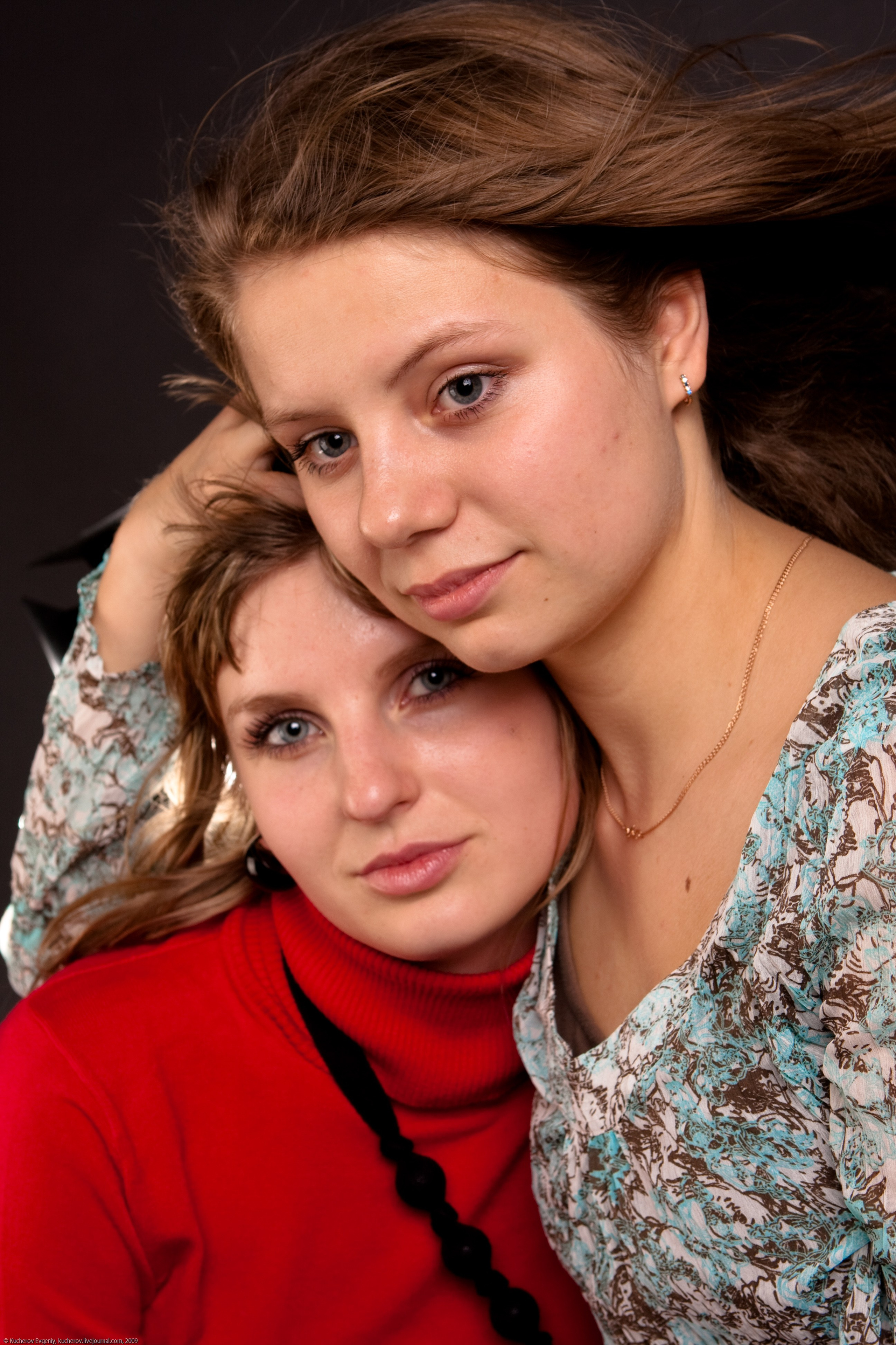 Оля и Наташа. Студия. Кучеров Евгений. Фотограф