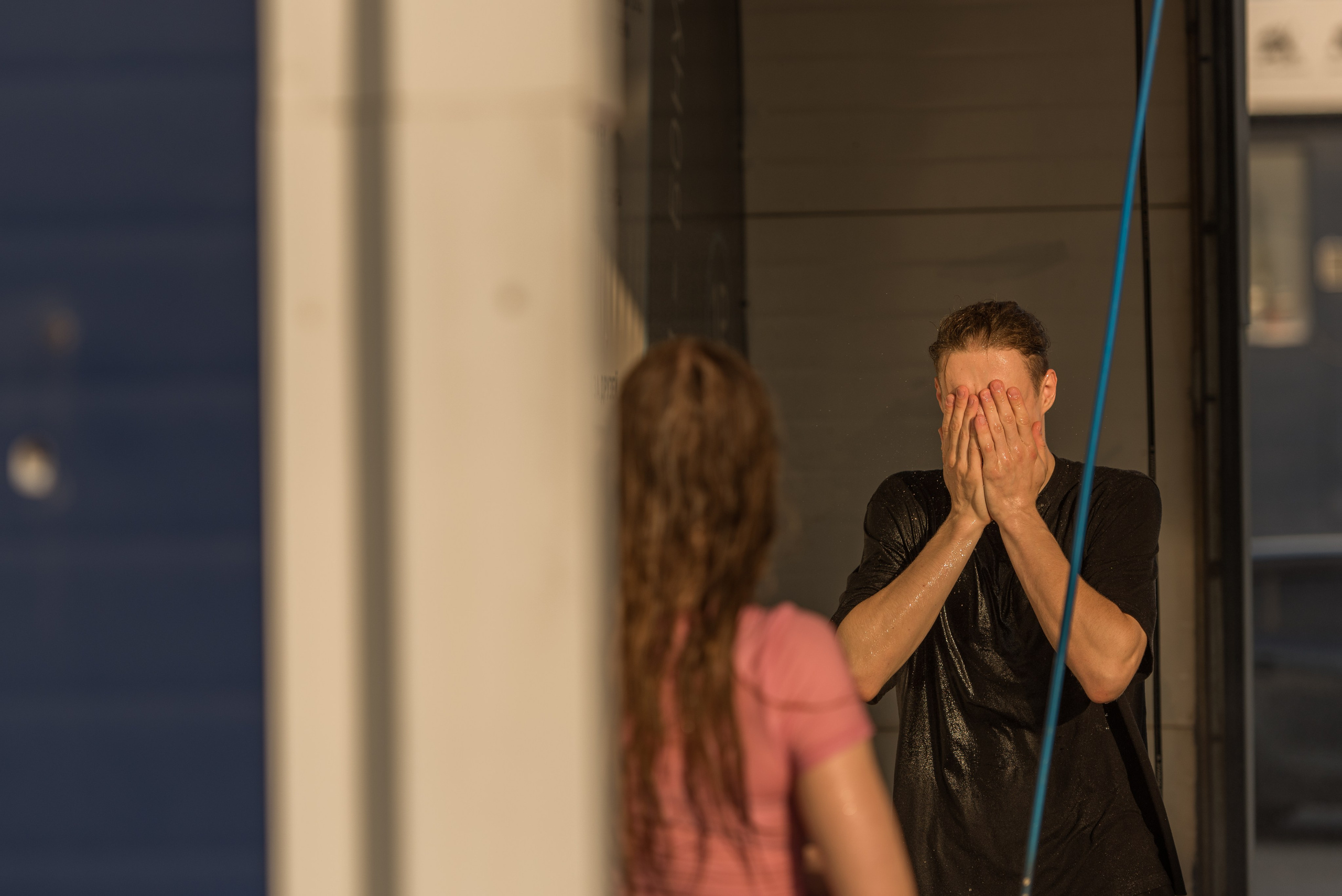 На автомойке. Фотограф Саратов Юлия Петрова