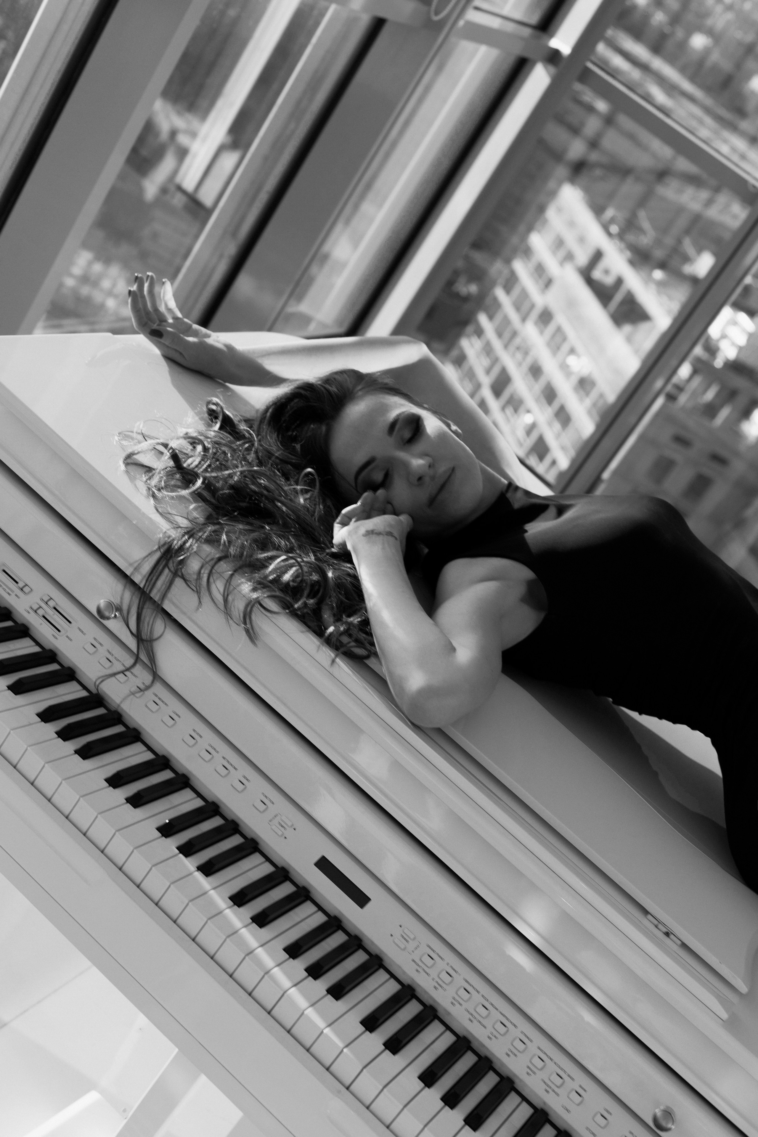 Студийные. Женский фотограф в Санкт-Петербурге, Москве и весь мир Алёна Мамаева