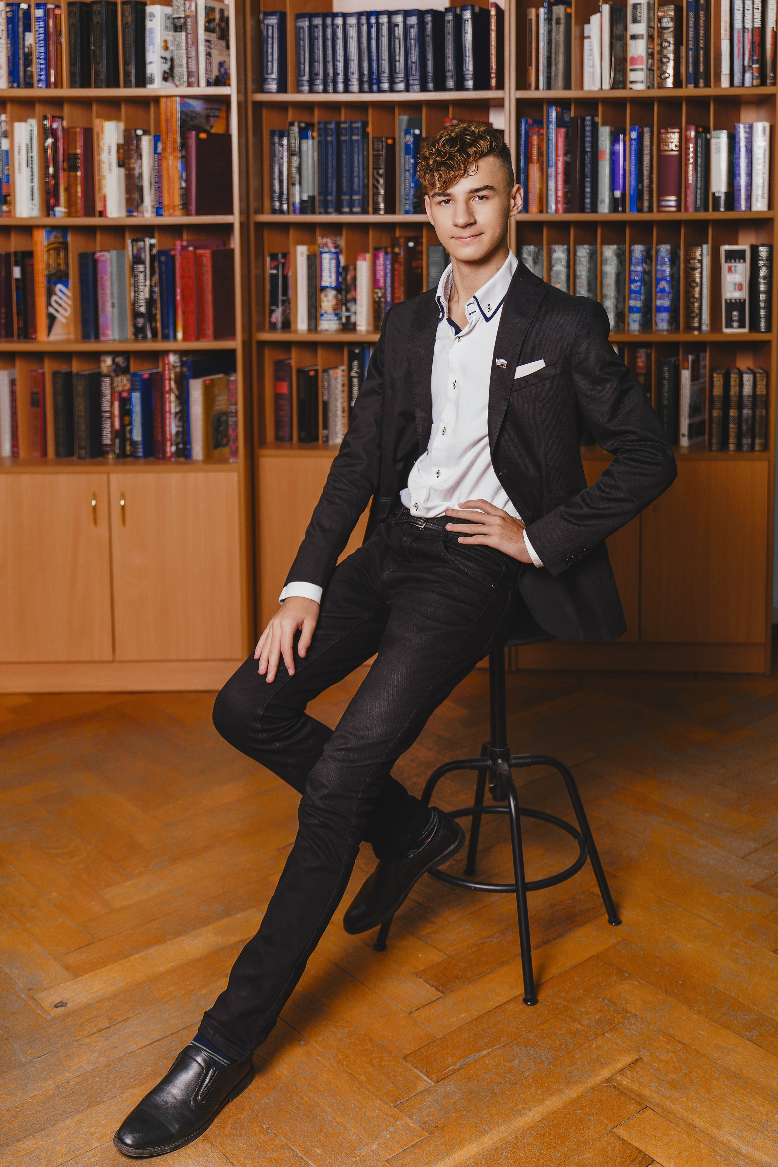 Дизайн «Лайт». Стильные выпускные альбомы и индивидуальные фотосессии в Таганроге