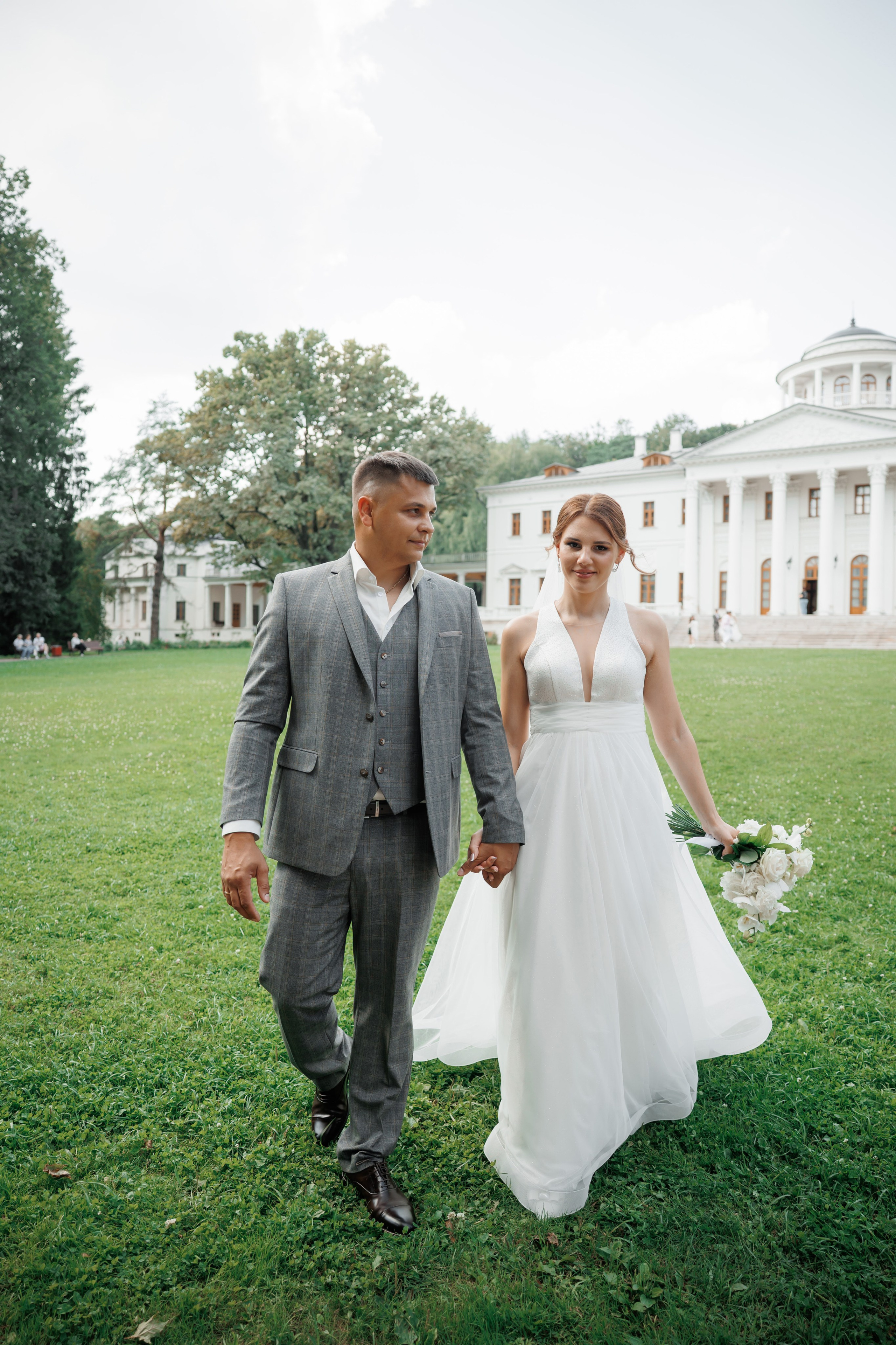 ЗАГС Бутово и Остафьево. Свадебный и репортажный фотограф (Москва, Королев и другие)