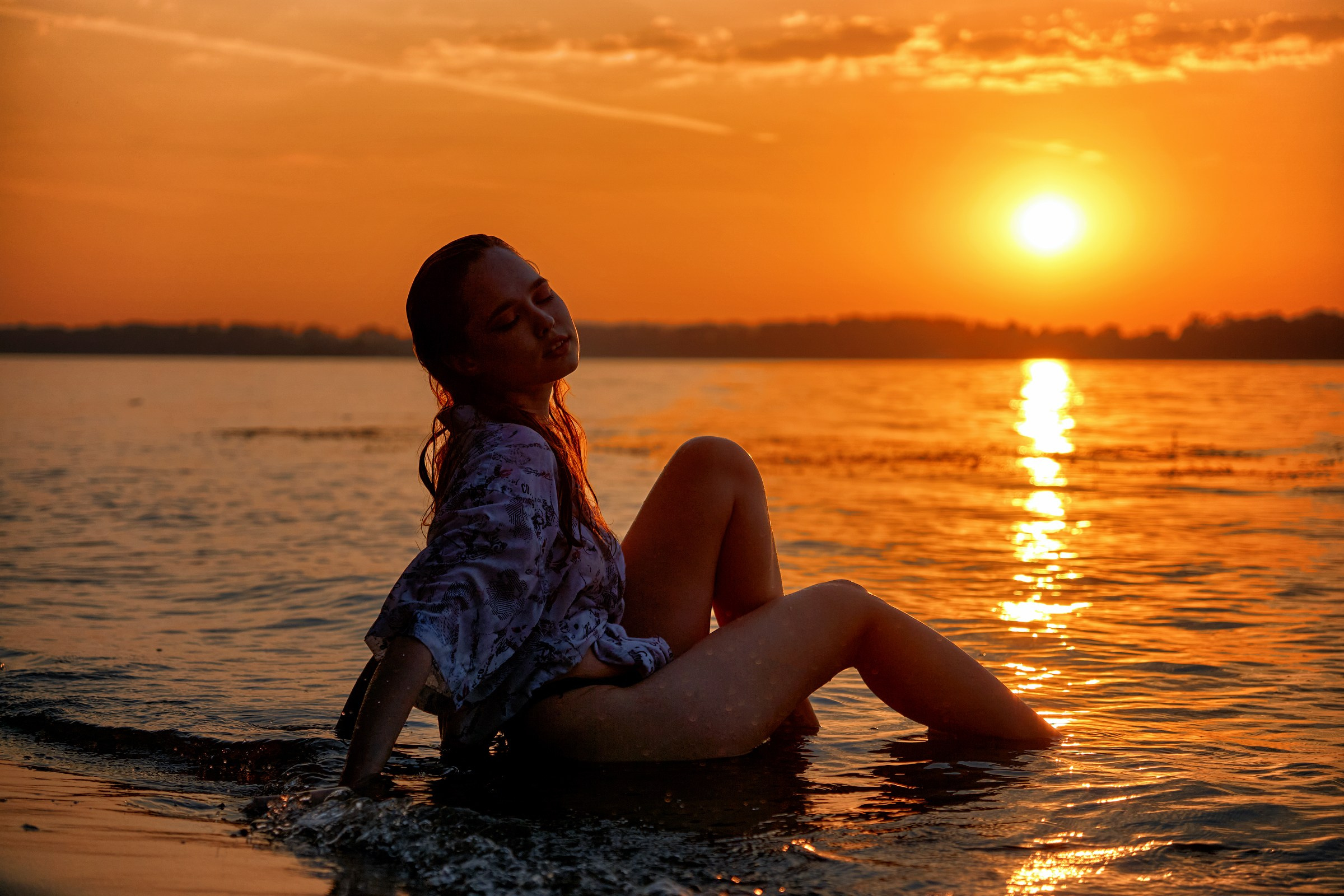 Ксения на Волге. Фотограф в Санкт-Петербурге Цуркан Алёна