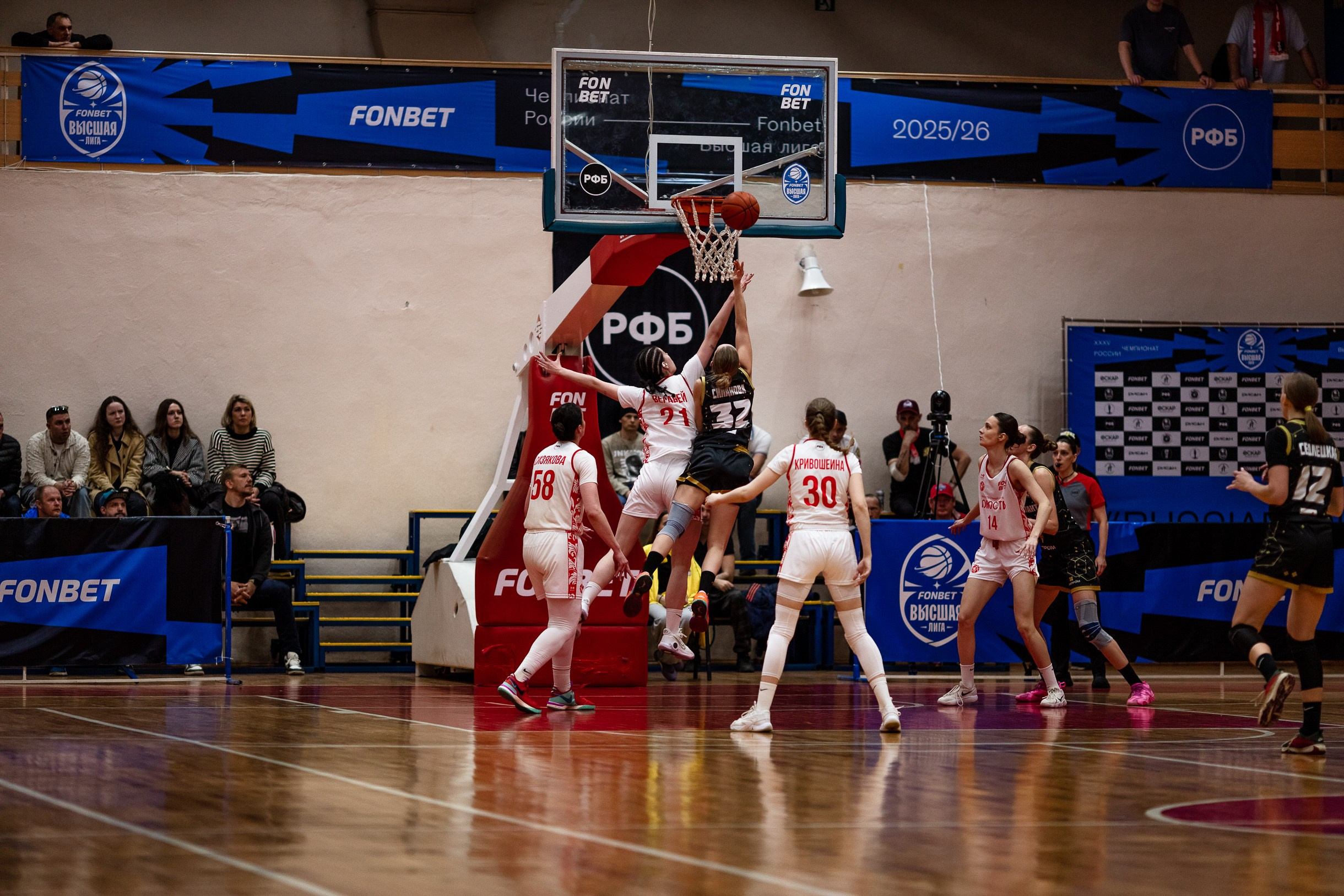 БК Юность — ЧГУ-Атланта / 3 игра. Фотография