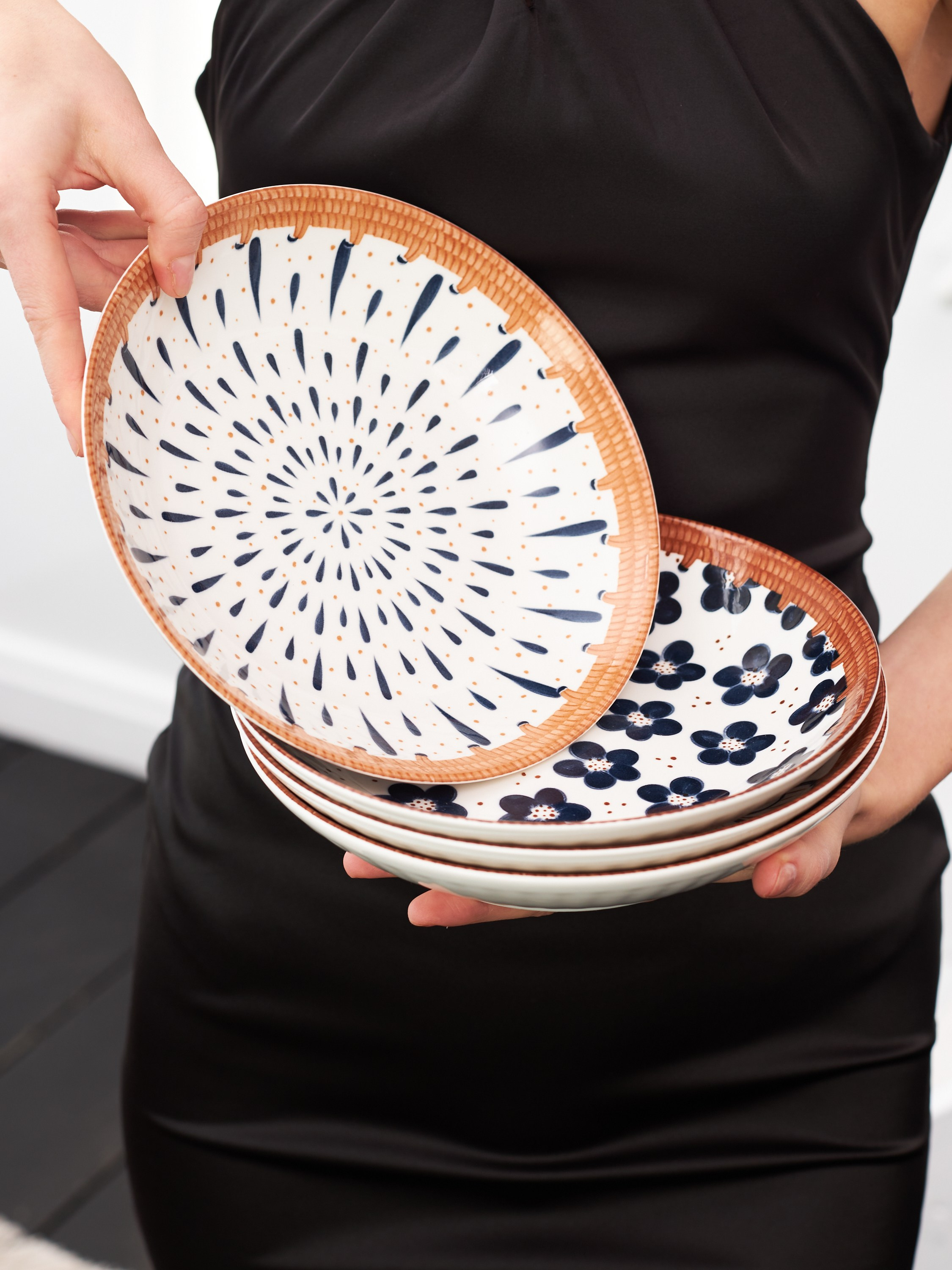 Фотосъемка посуды термосов Екатеринбург товары для кухни Wildberries ВБ Ozon предметка Екб заказать цена. Фотограф Екатеринбург Анастасия Жерновская | Маркетплейсы и нейрофото