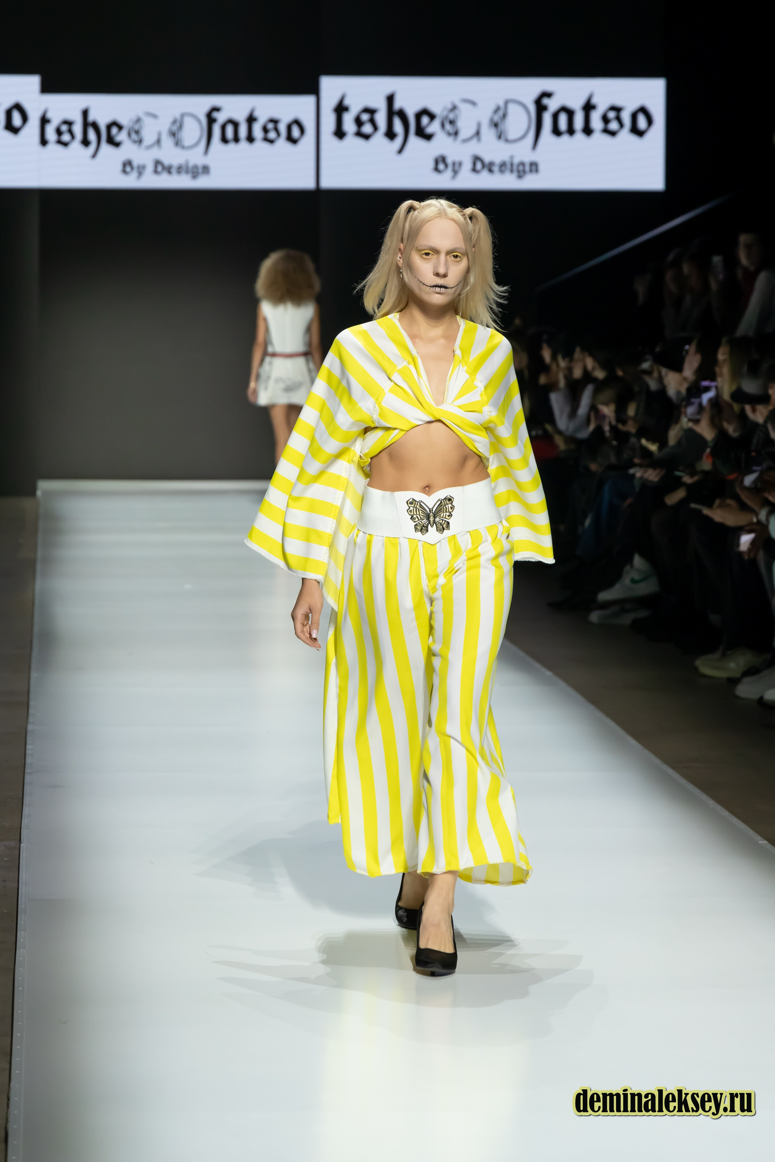Московская неделя моды 2024 9 октября дизайнер Tshegofatso by design. Репортажный, семейный и студийный фотограф в Москве Демин Алексей
