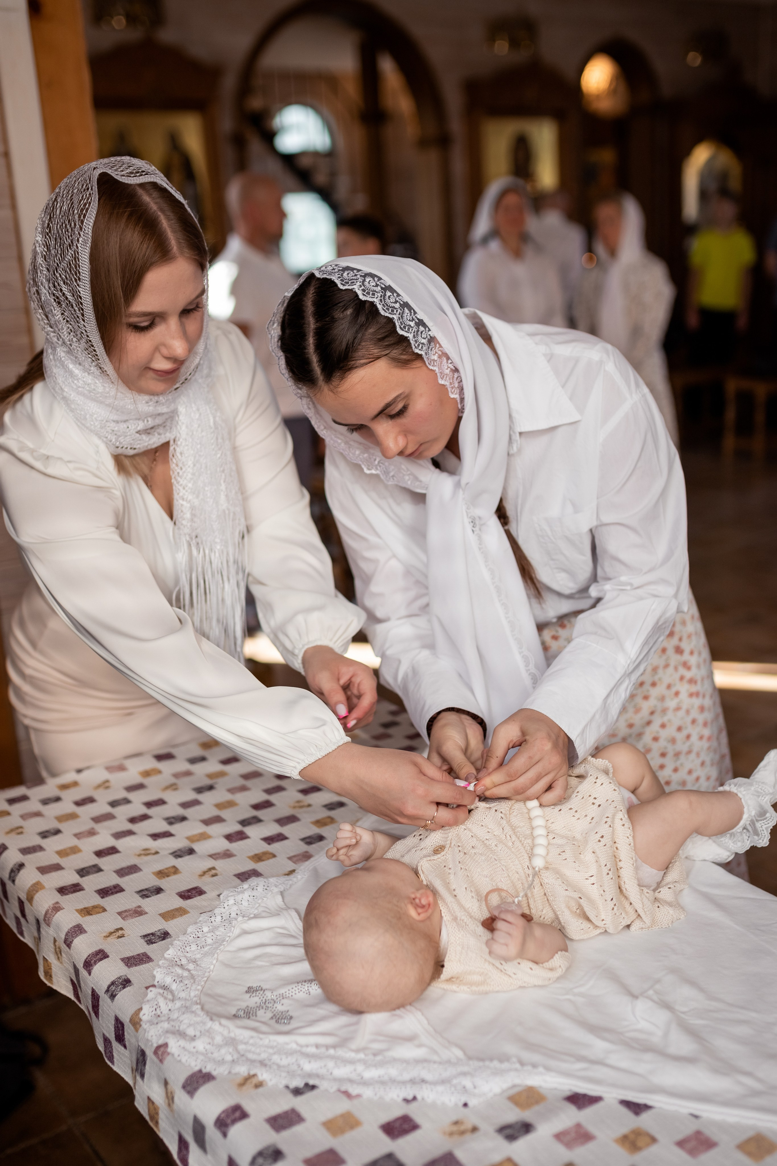 Крещение в Церкви Ватопедской иконы Божией Матери Отрада и Утешение. Олеся Семейская свадебный и семейный фотограф в Ростове-на-Дону