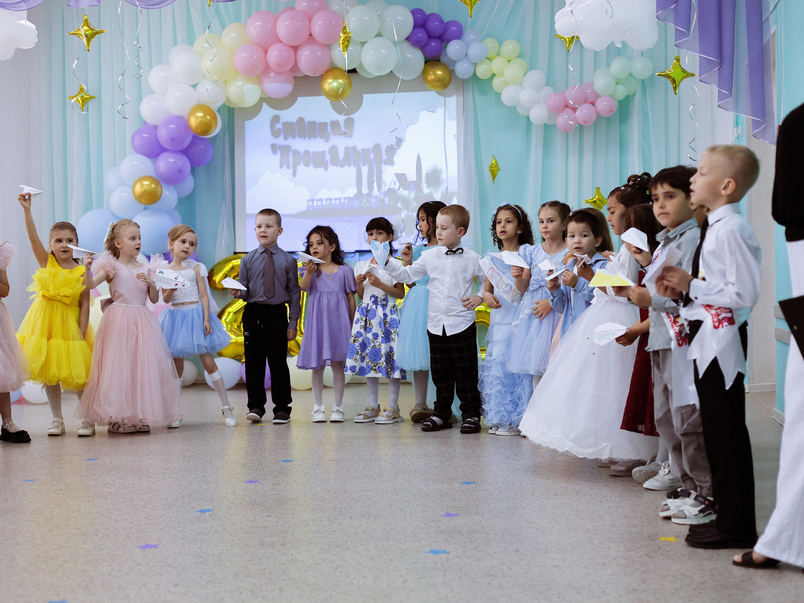 Выпускной в саду. Мания, портретный фотограф в городе Оренбург
