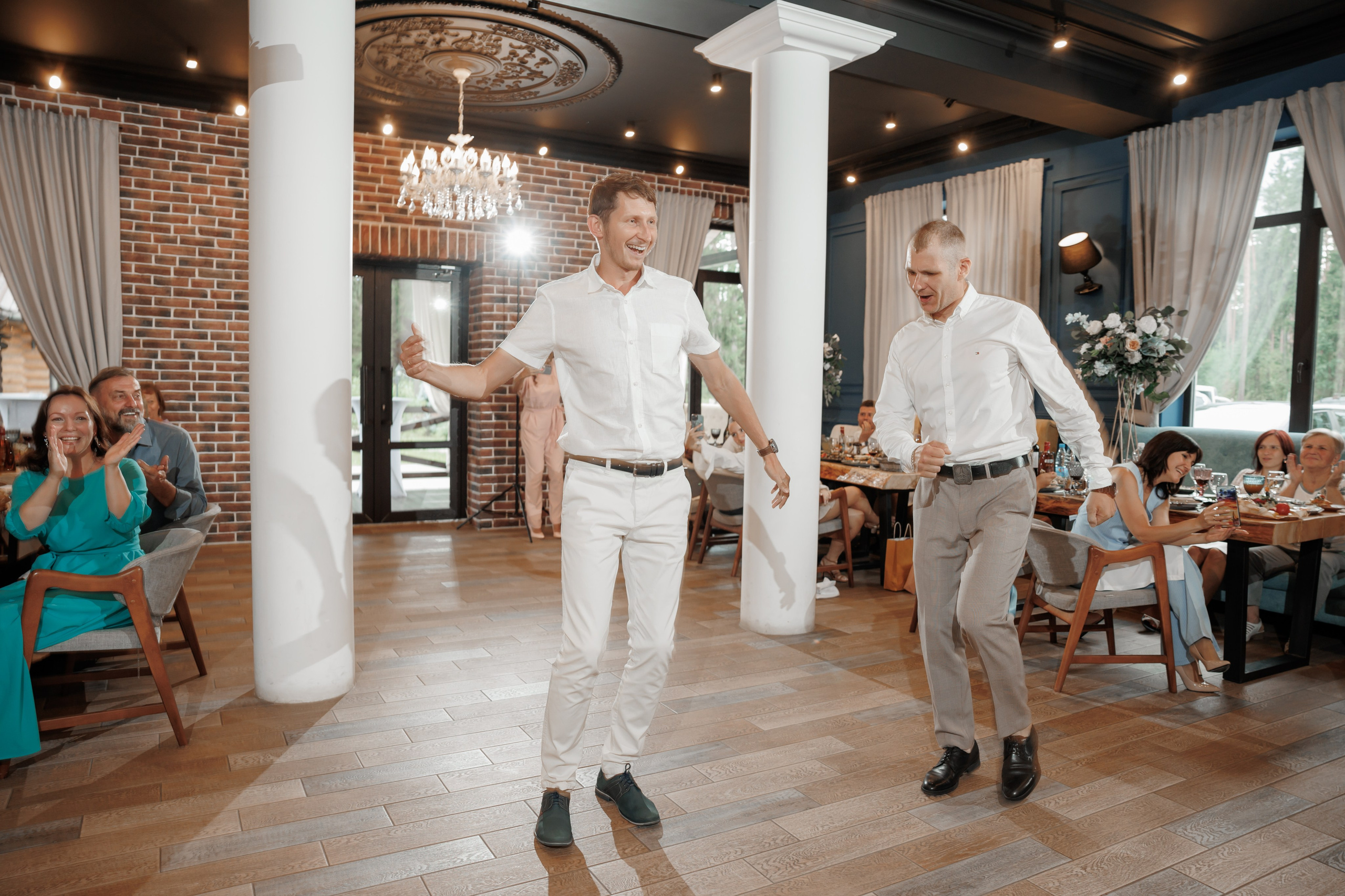 Полина и Дмитрий, загородный клуб «Барин», ЗАГС в г. Пушкино. Свадебный и репортажный фотограф (Москва, Королев и другие)