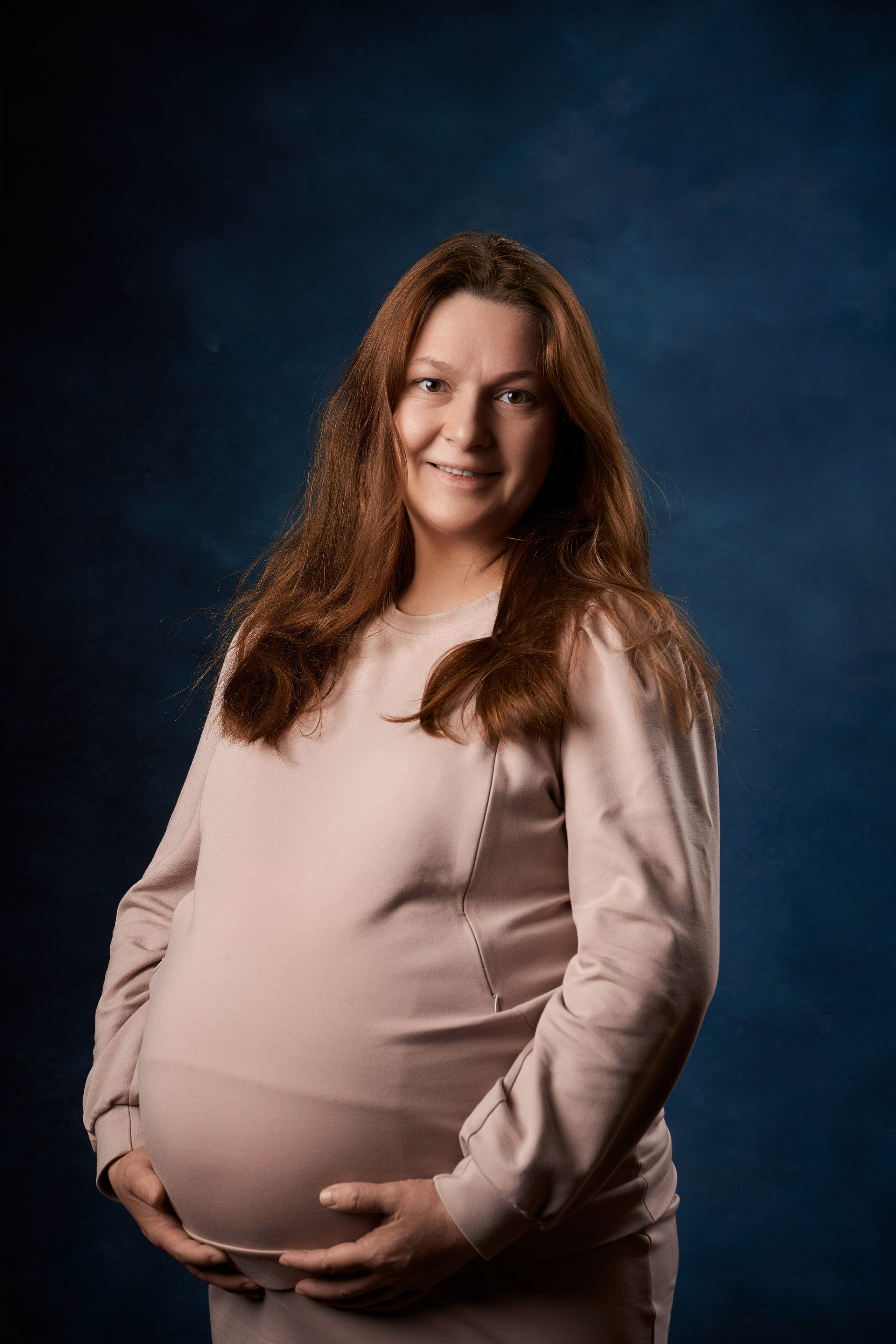 в интересном положении - портрет молодой беременной мамы