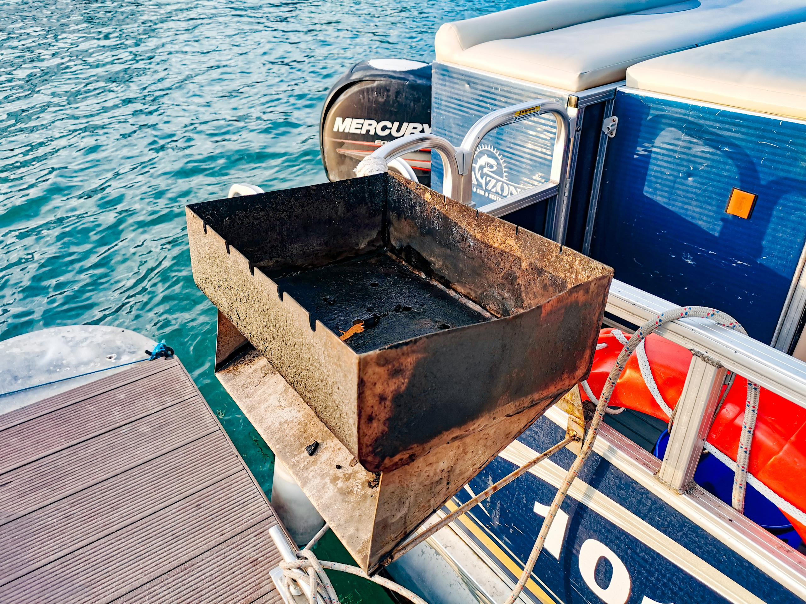 Рыбалка Аренда Рыбалка в Сочи Яхтанаморе YACHTANAMORE