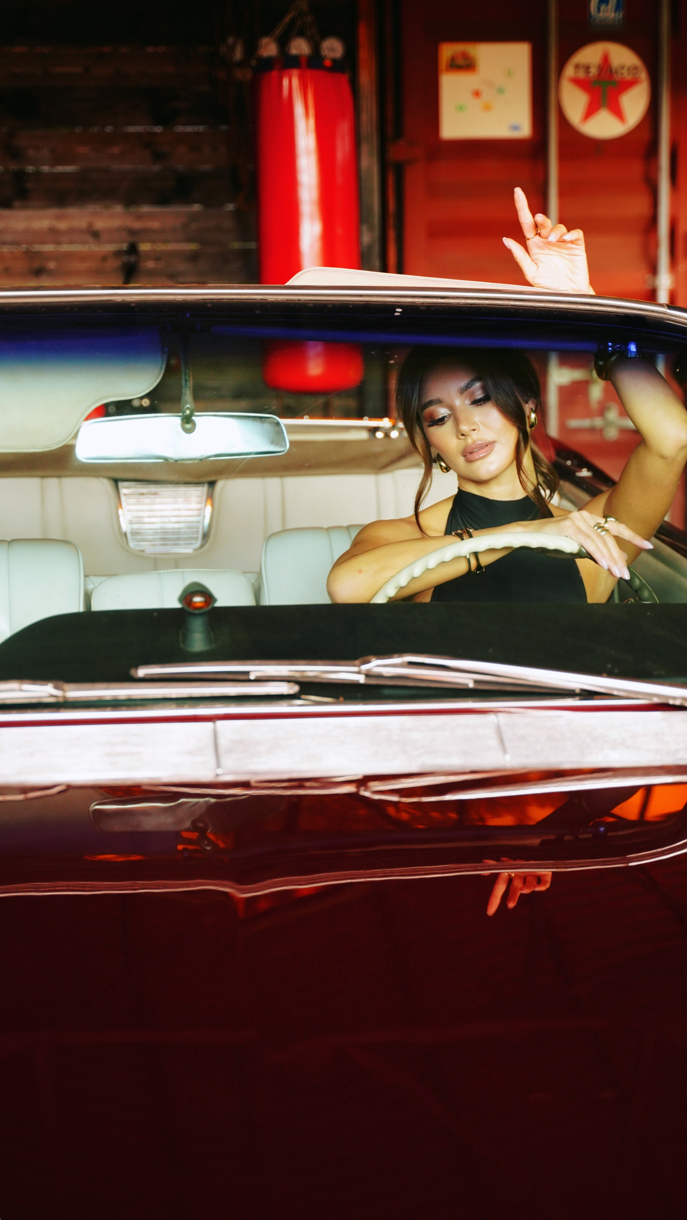 Эля. Главная