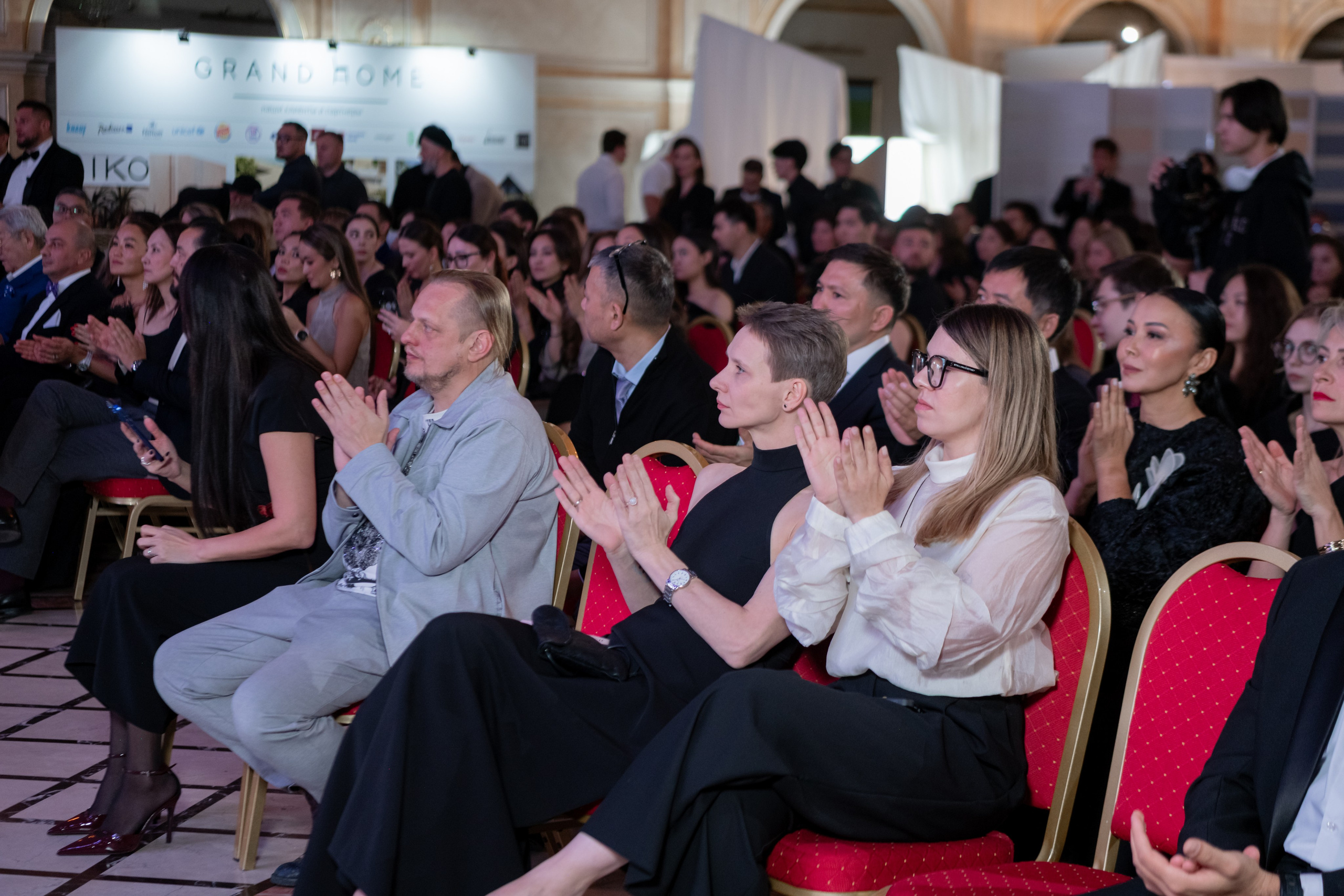 Tanu Creative 16.10.2025. Фотограф Астана, Алматы