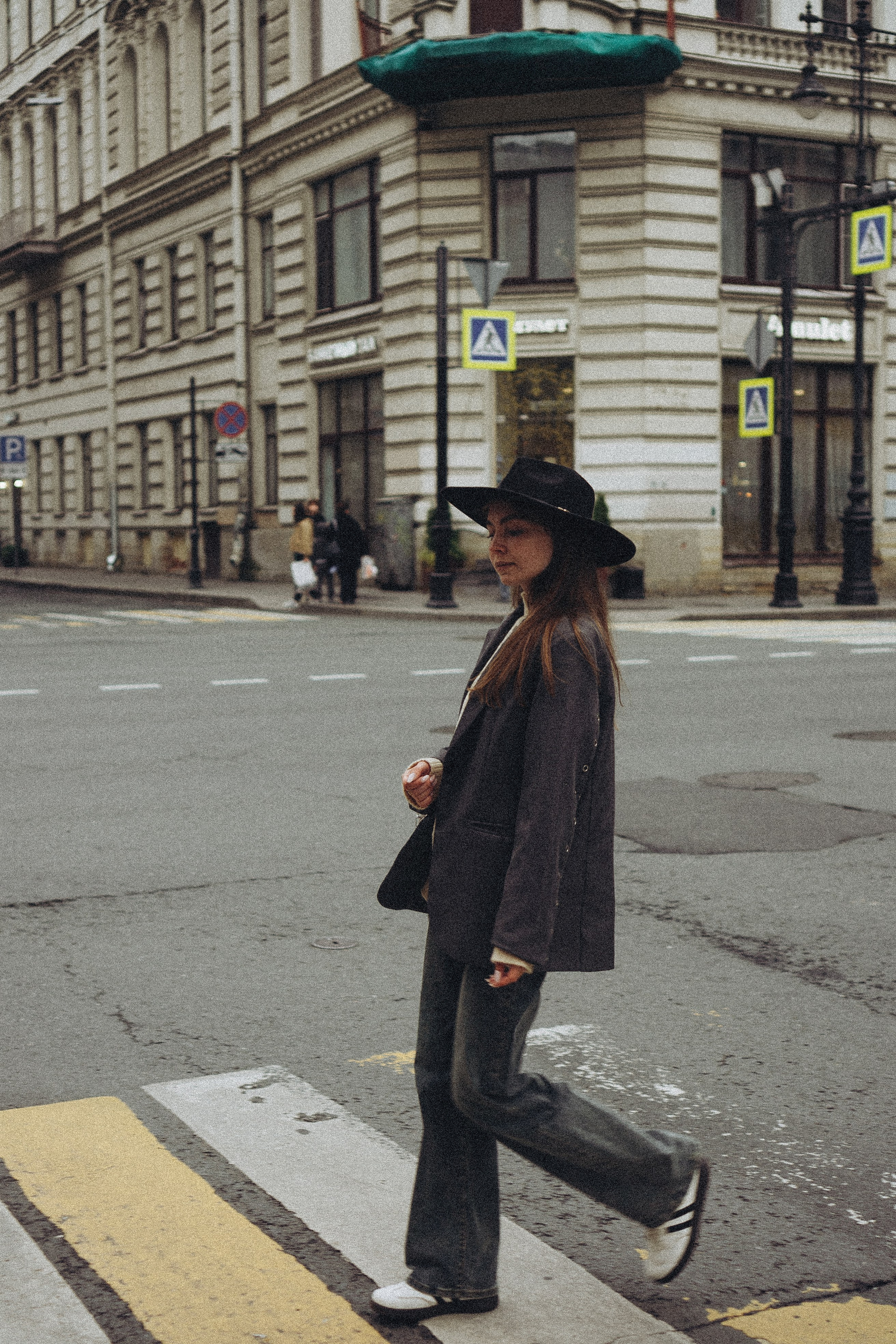 ПРОГУЛКА НА ЧЕРНЫШЕВСКОЙ. Профессиональный фотограф, Санкт-Петербург — Виктория Богомолова