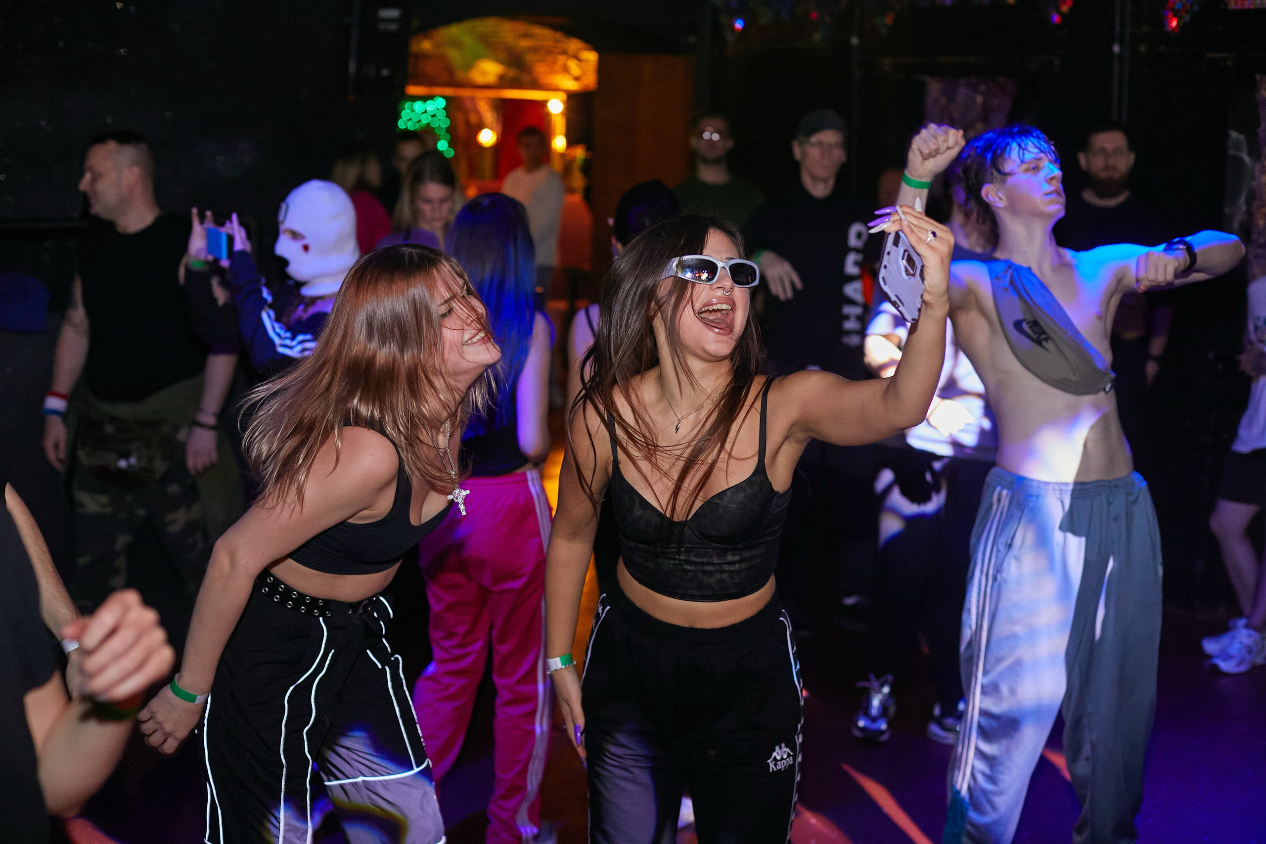 «Тяжелые четверги» 19/10/23. Свадебный и креативный фотограф в ЮФО и МСК