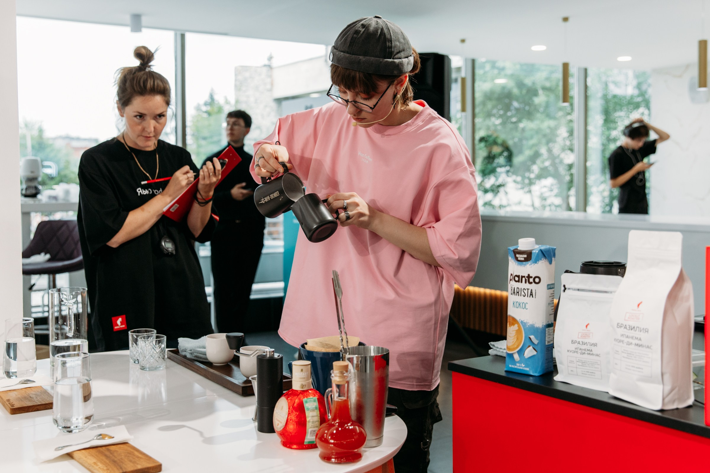 Чемпионат для бариста от Julius Meinl 2025. Фотограф в Иркутске Евгения Айвазова