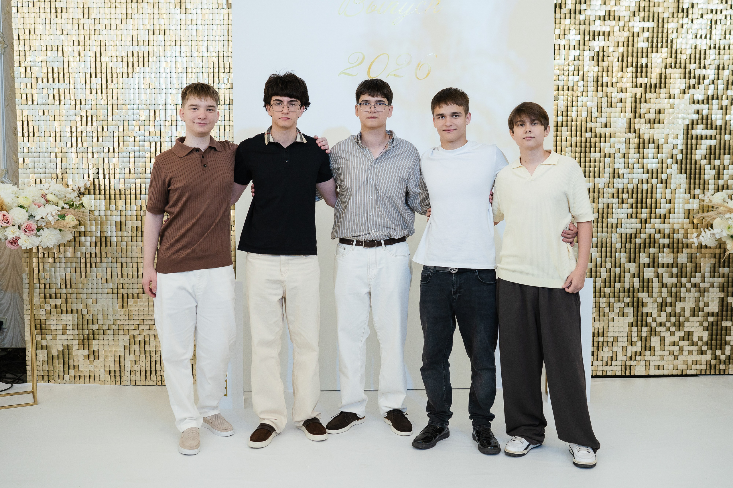 Выпускной вечер. Moments Holl. Выпускные альбомы «Поколение» в городе Краснодар