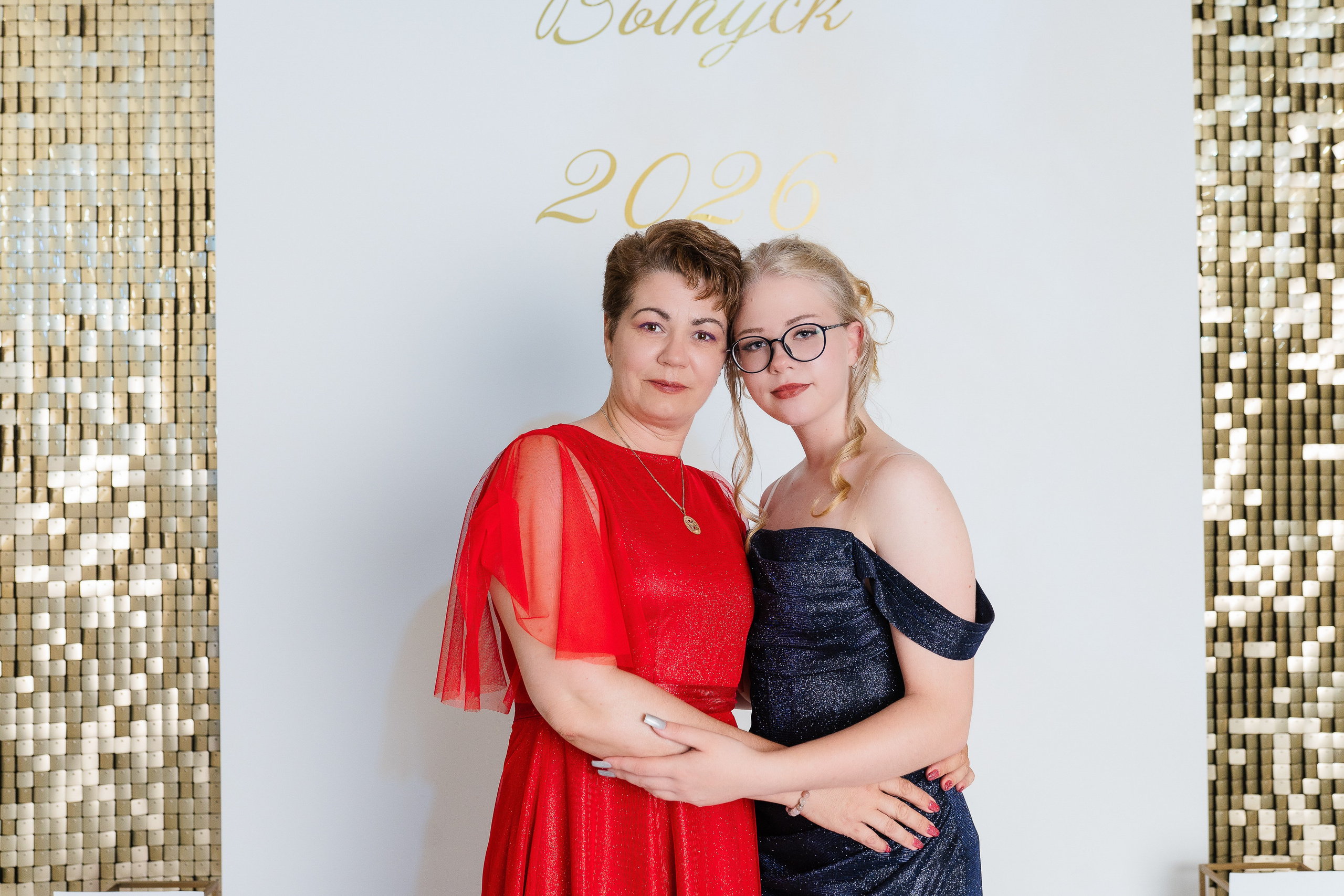Выпускной вечер. Moments Holl. Выпускные альбомы «Поколение» в городе Краснодар