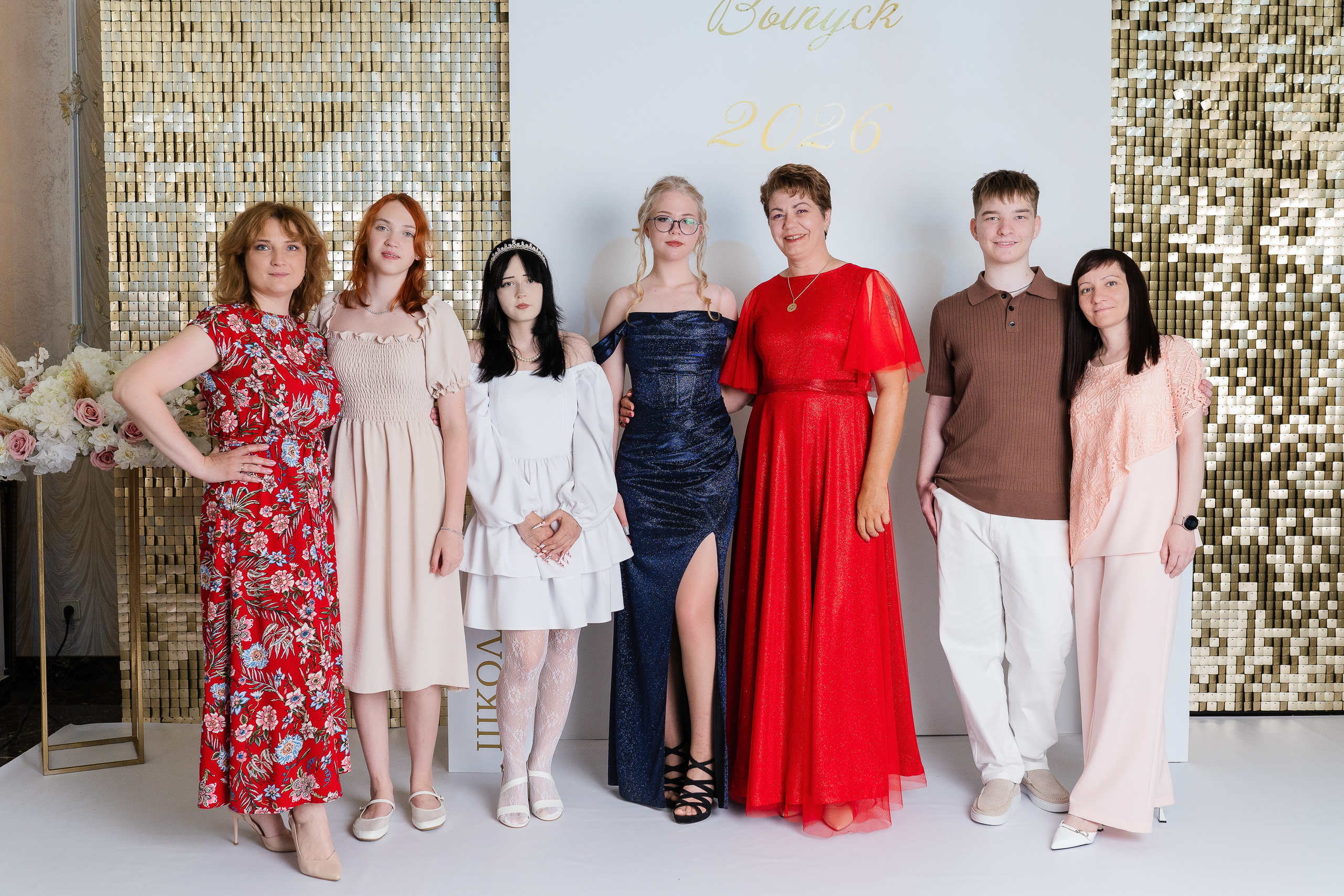 Выпускной вечер. Moments Holl. Выпускные альбомы «Поколение» в городе Краснодар