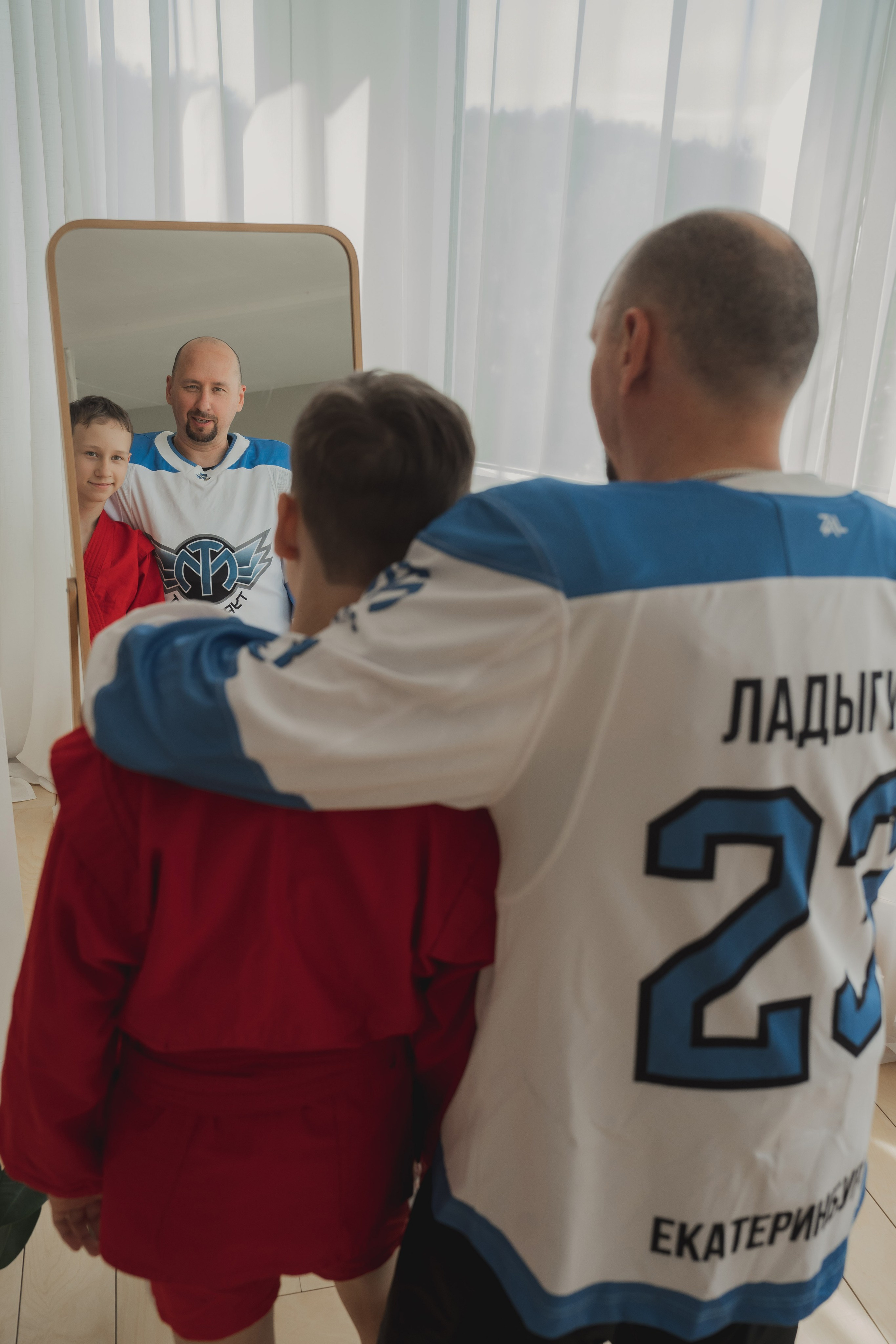 Семейная фотосессия в студии «Когда вместе». Семейный фотограф Екатеринбург Татьяна Девятых