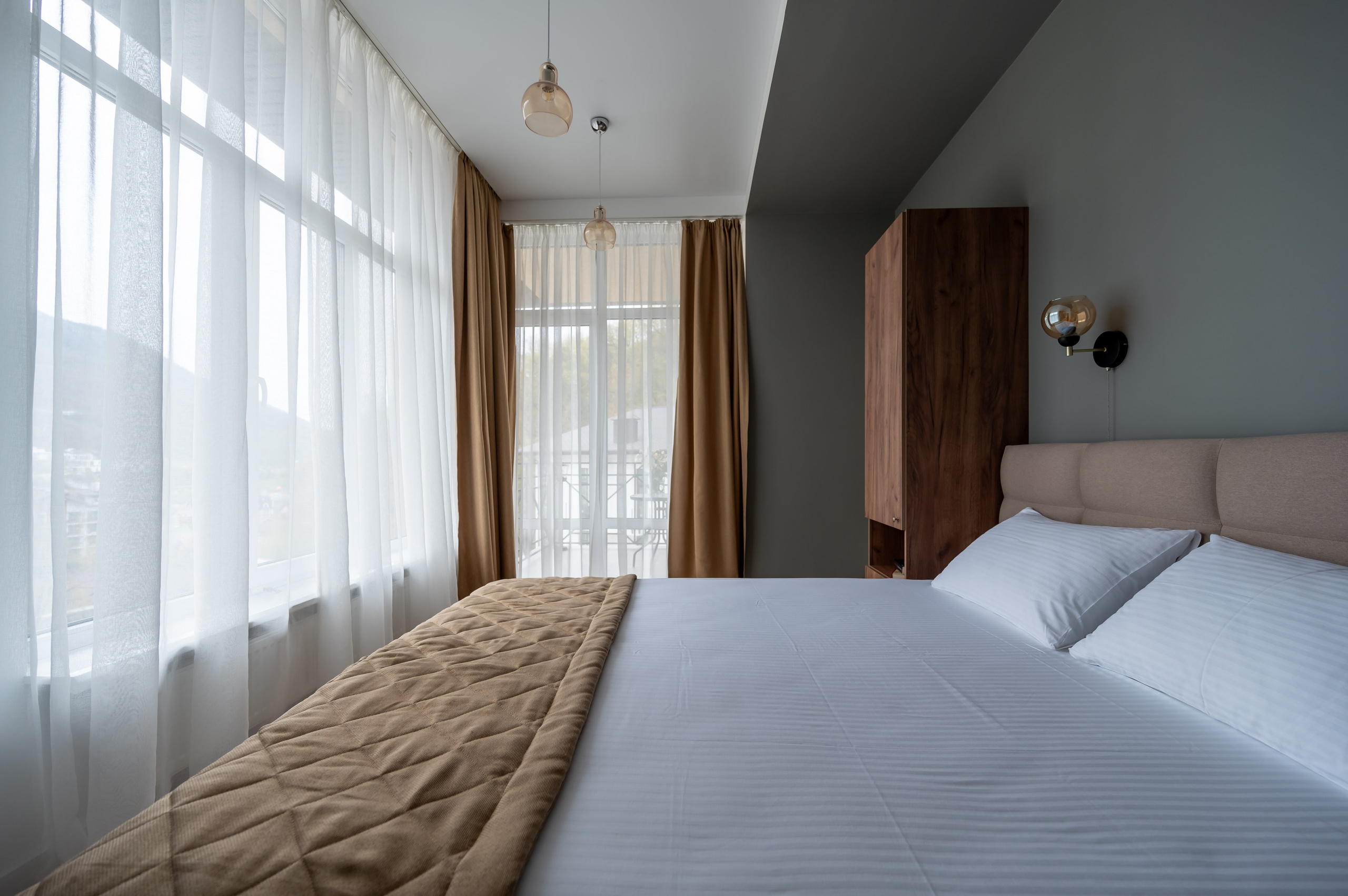 Апарт-отель на Листопадной. Репортажный фотограф в Красной Поляне и Сочи Павлюченко Екатерина