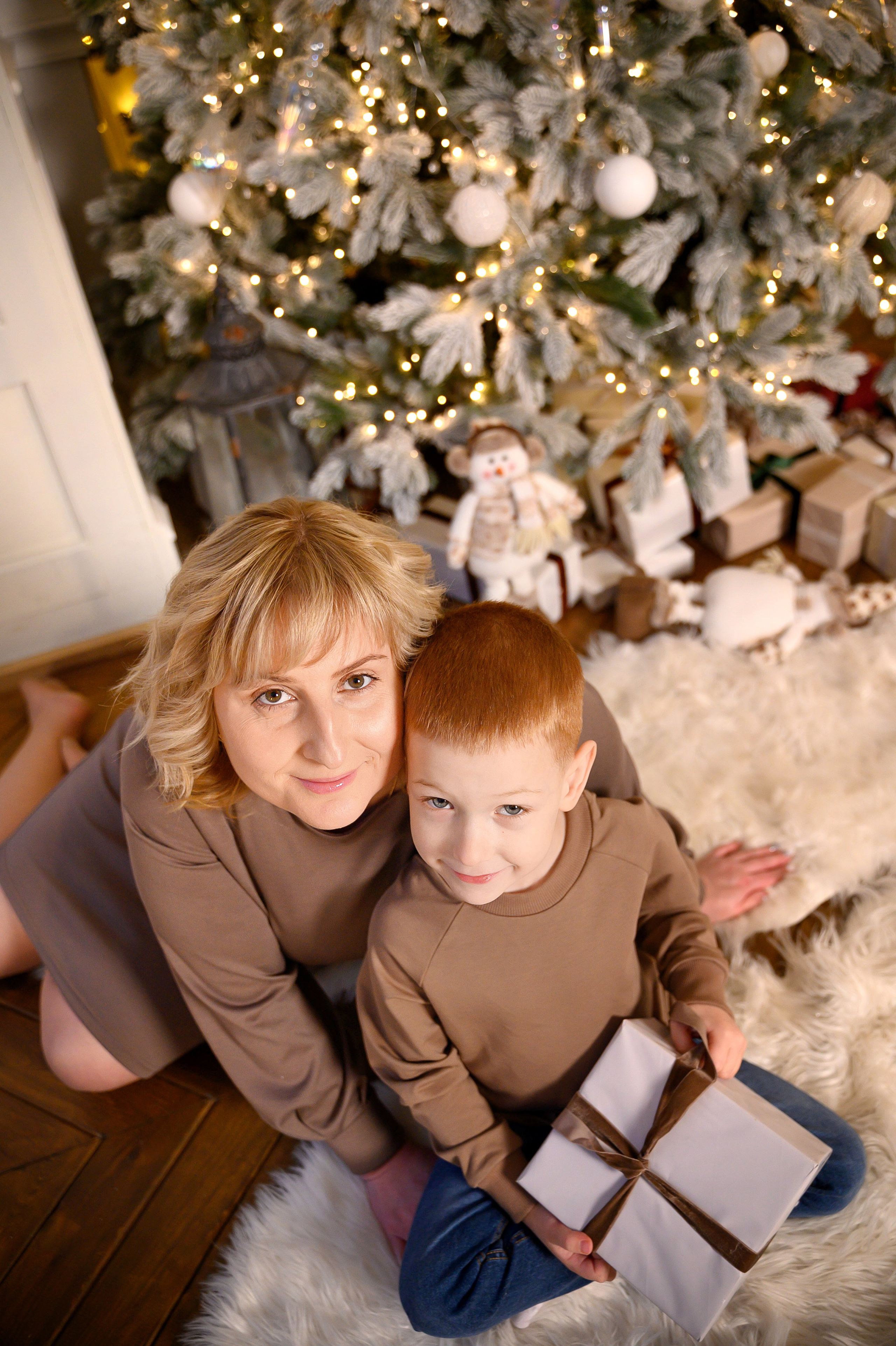 Новогодняя 2025-26 «Файн-Арт. Фотограф новорожденных, семейный детский в Тюмени Татьяна Морозова