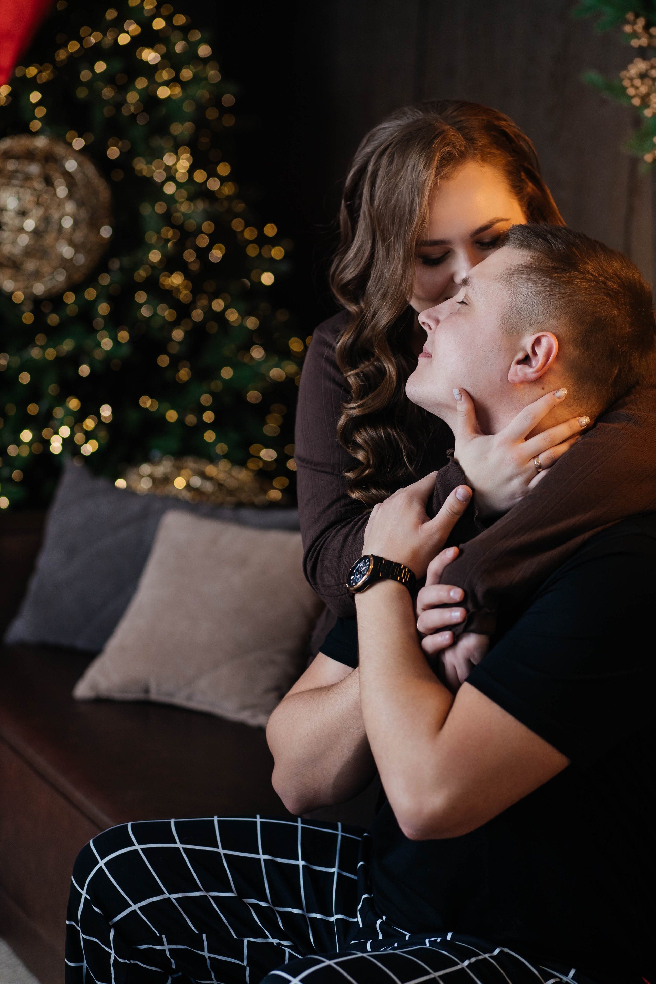 Мария и Вадим НГ 2026. Женский фотограф в Оренбурге Ирина Заводчикова