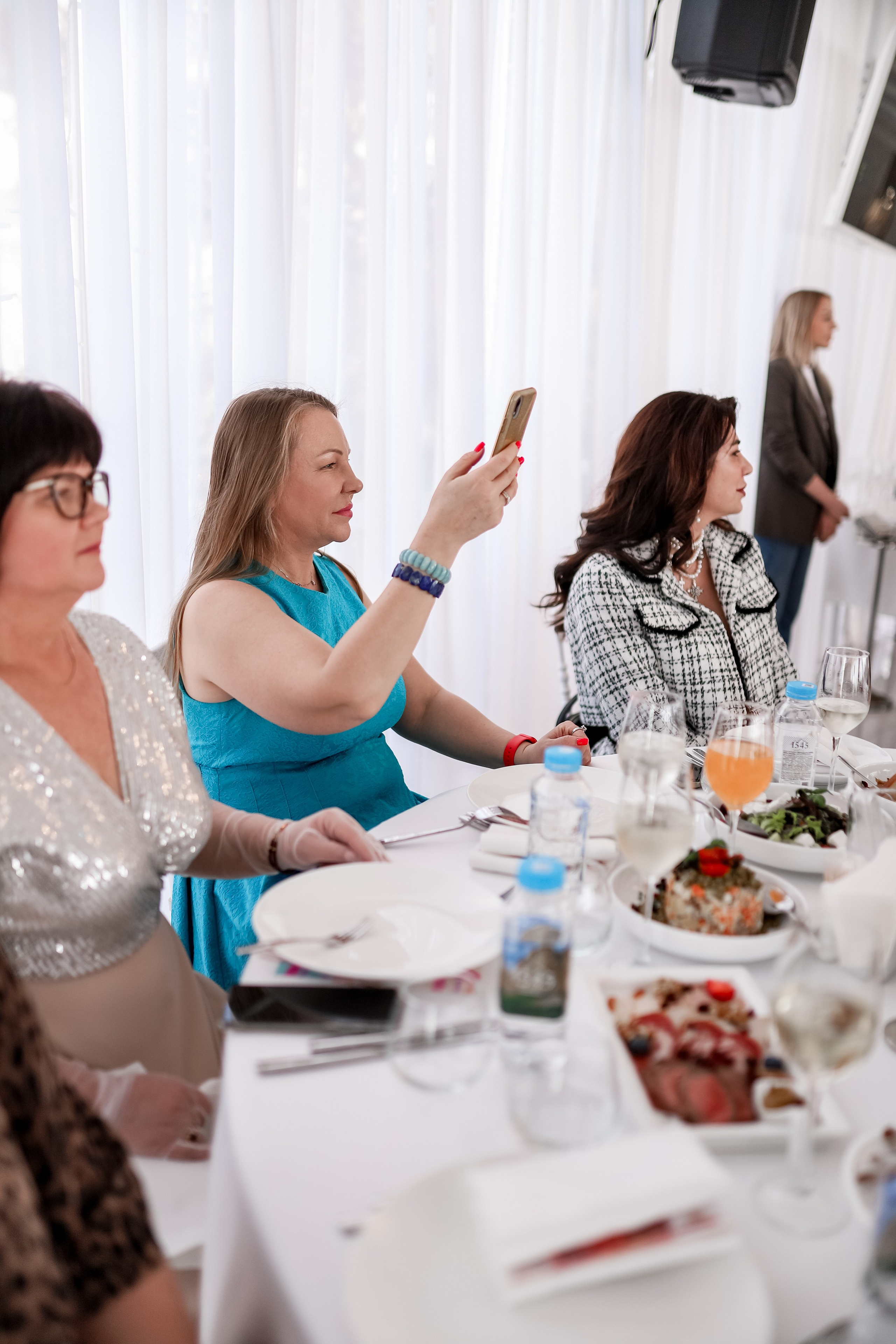 Роскошный вечер Наталии Карамянц