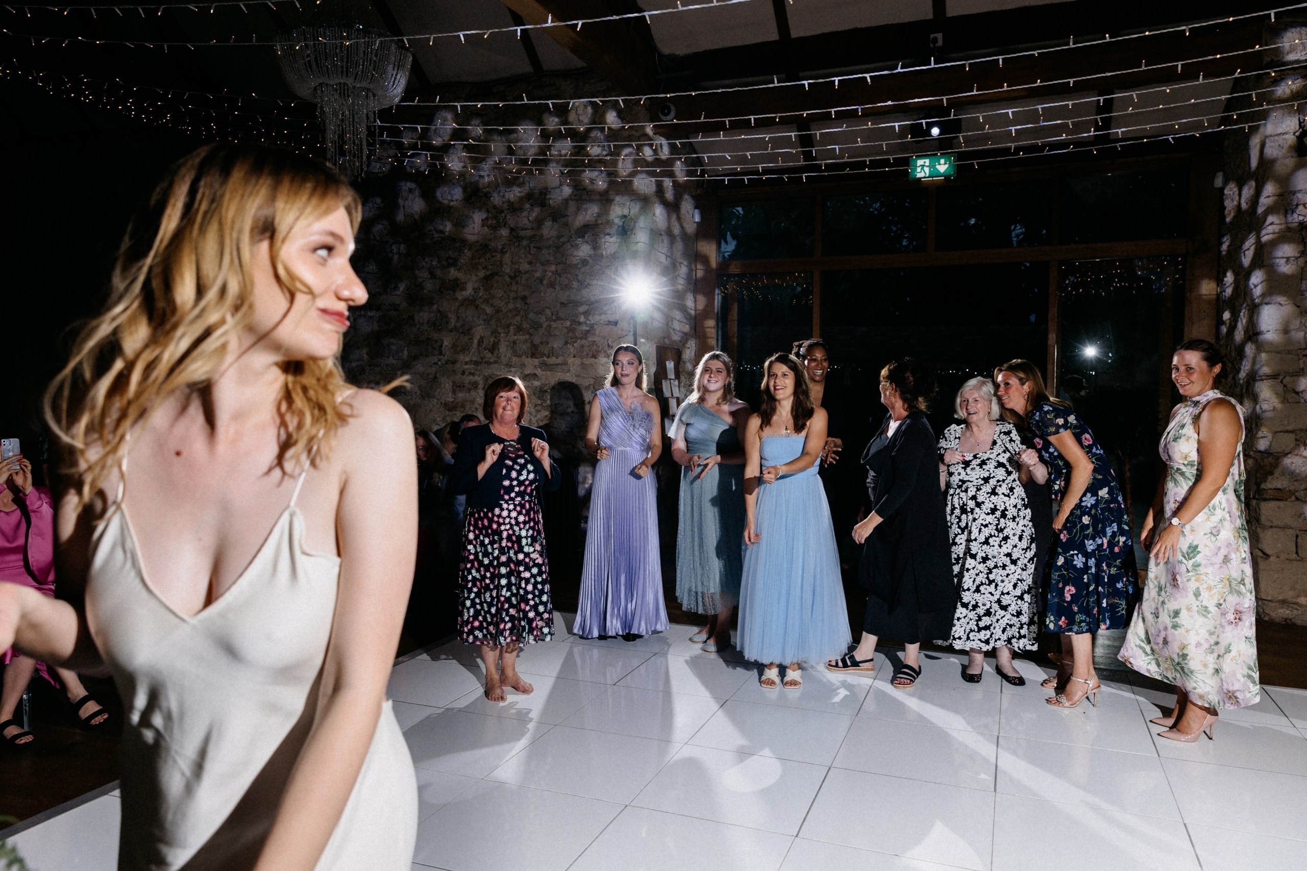 Ana & Tom Wedding at Notley Abbey. Moments Catchers — Wedding Photography & Video Duo in London