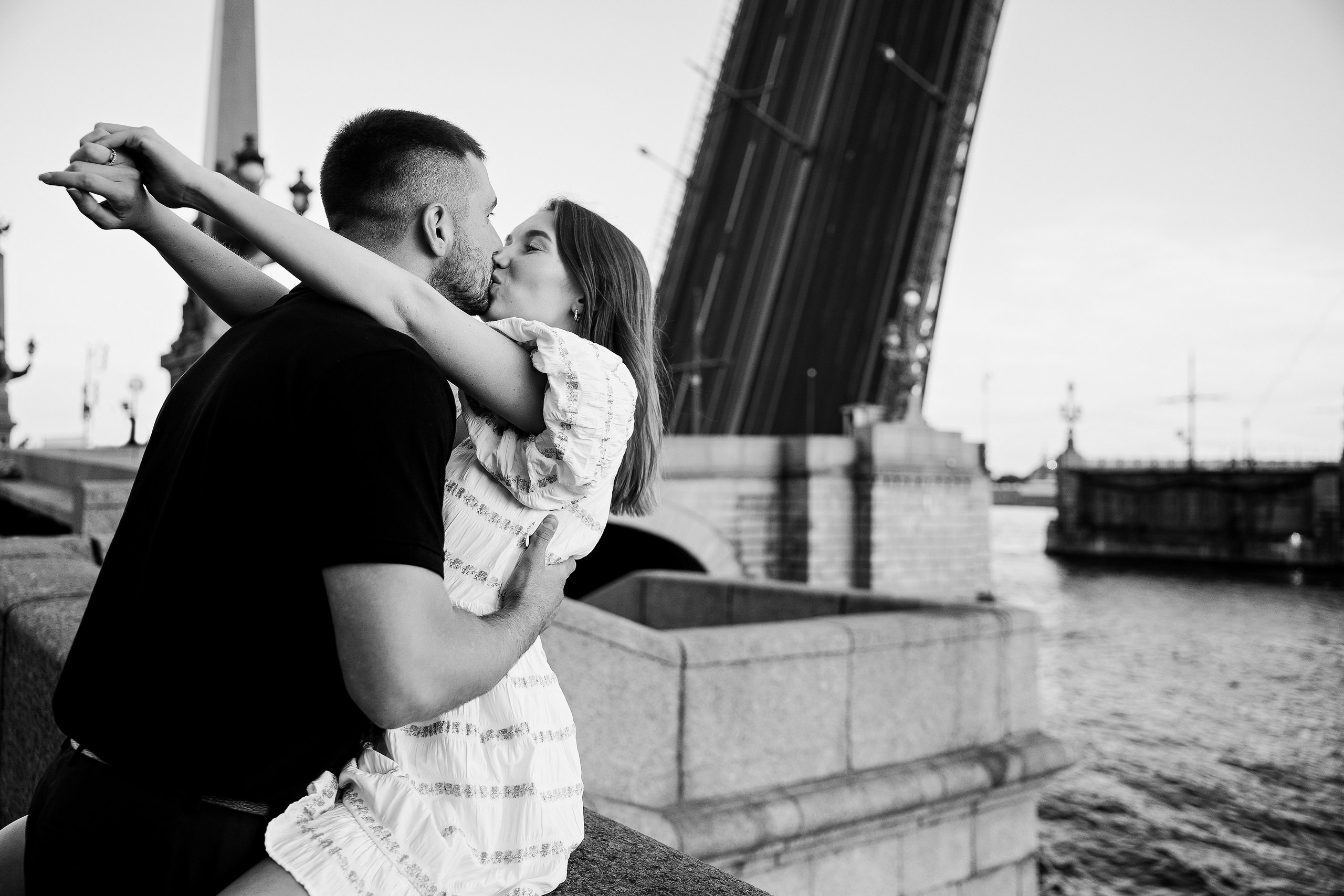 Рината и Кирилл лав стори. Свадебный фотограф в Санкт-Петербурге Павел Резниченко