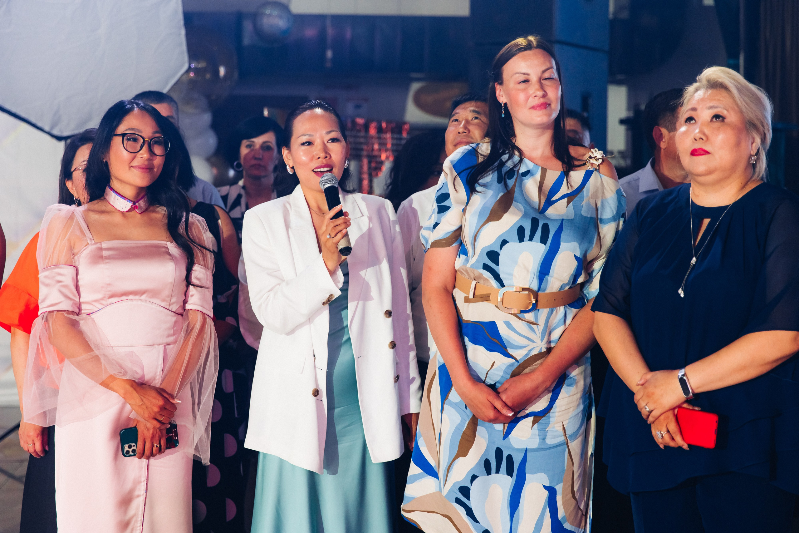 Выпускной вечер. 49 школа. Баран на корове. Свадебный и семейный фотограф в Улан-Удэ