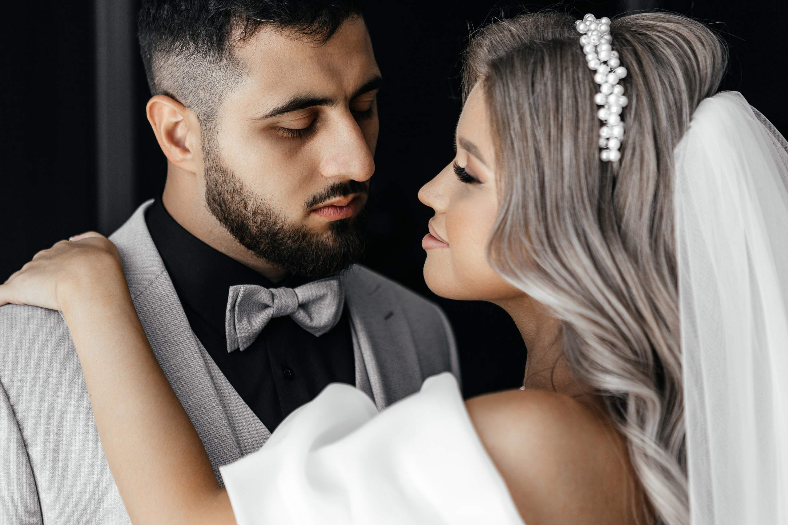 Свадебный фотограф Уфа — Руслан ГабдлисламовЖивые эмоции, красивые кадры, воспоминания на всю жизнь.Работаю по всей Республике Башкортоста. Свадебный фотограф Уфа Руслан Габдлисламов