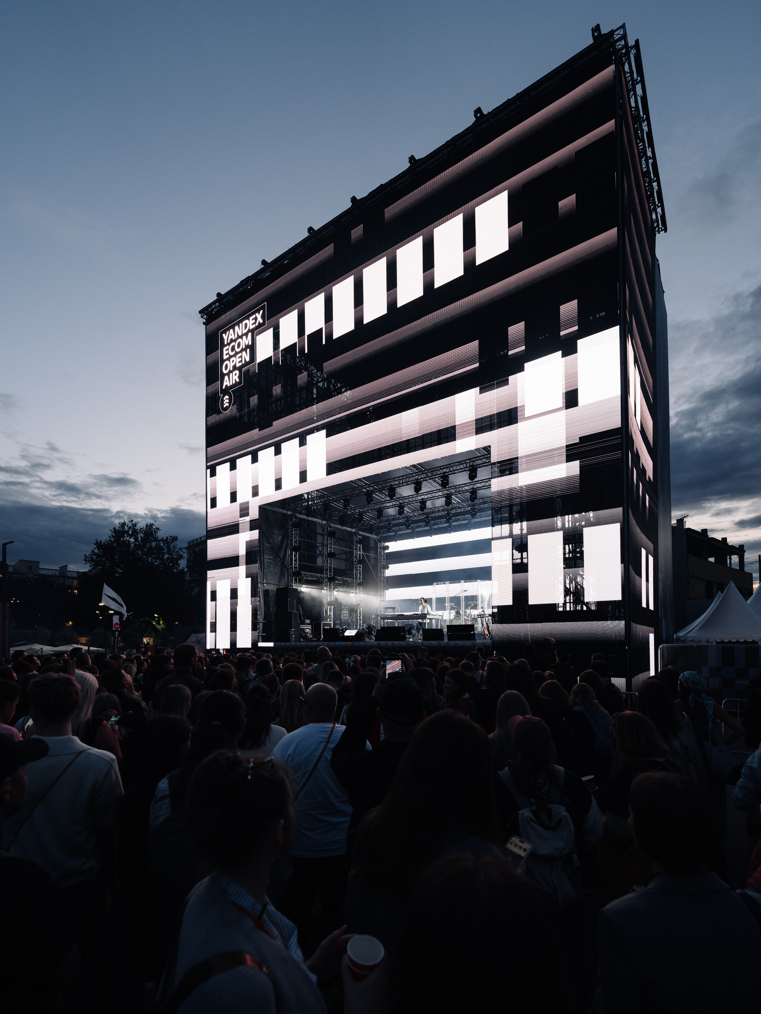 YANDEX ECOM STAGE, FORMATE. @tomrus: Рустам Шагиморданов — фотограф